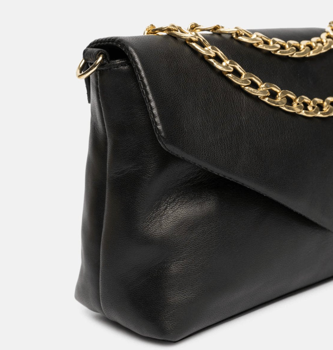 Crossbody mit Goldkette