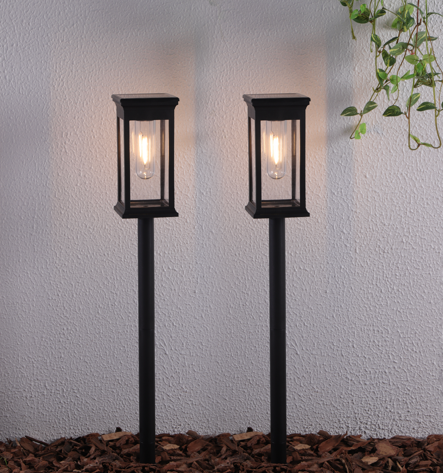 Gartenlampe MIRA mit Solar – Set mit 2 Stück.