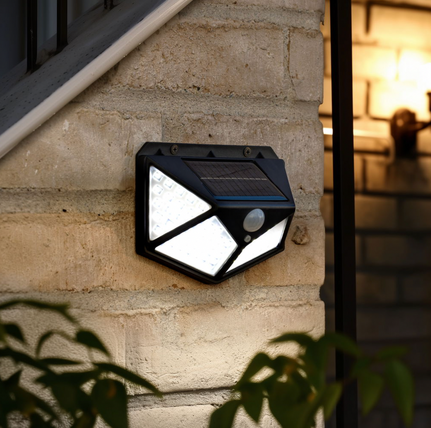 Wandleuchte mit Solar und Bewegungsmelder