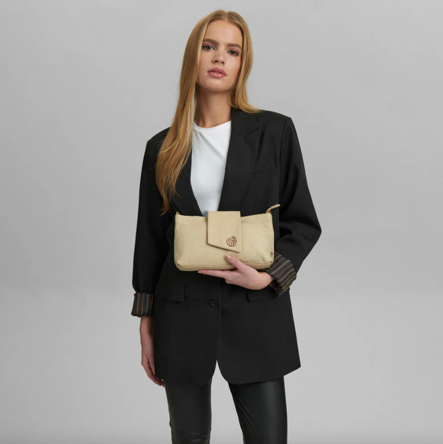 Stilvolle Clutch - Soft Sand