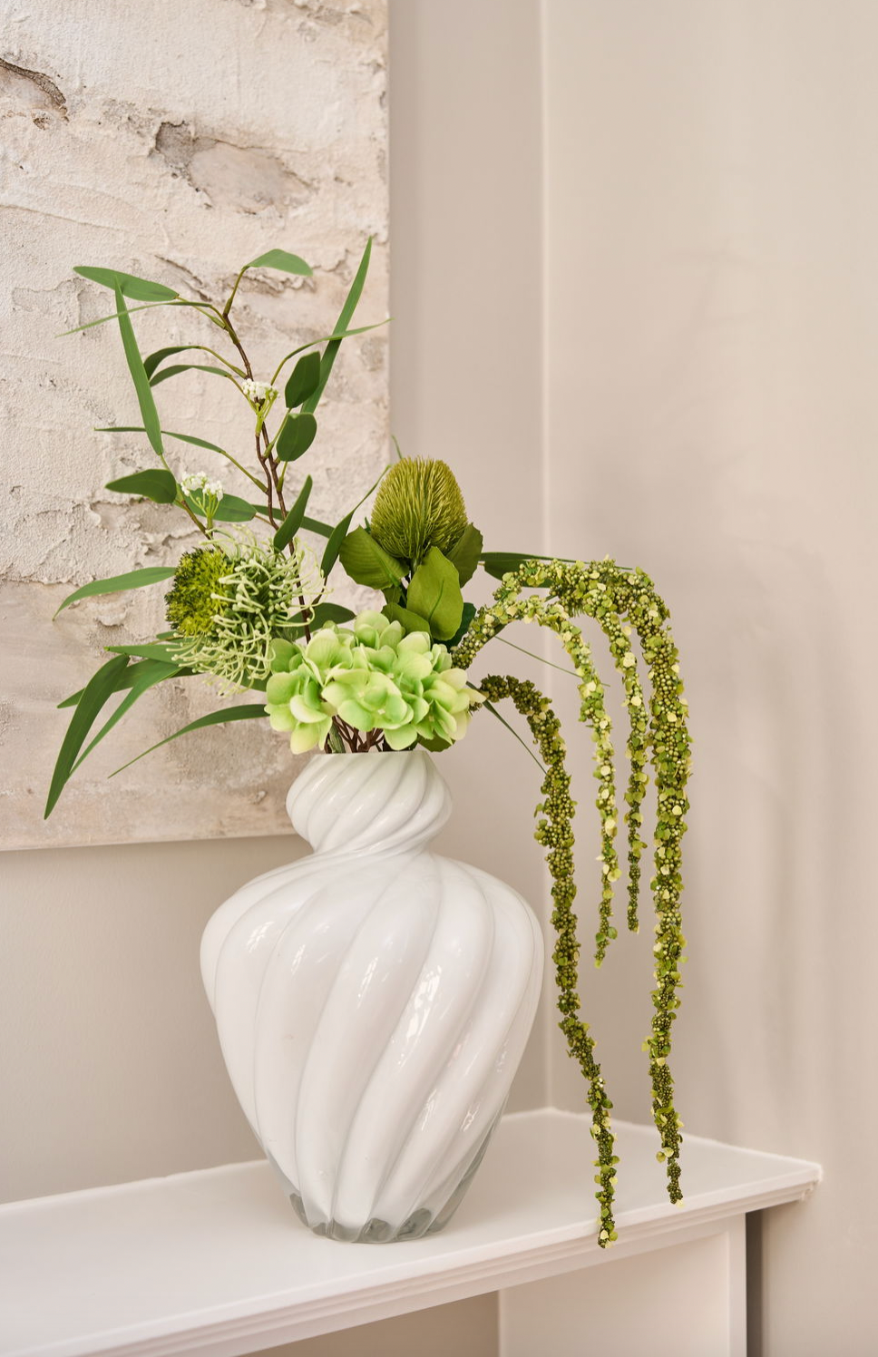 Vase ART weiß mundgeblasen