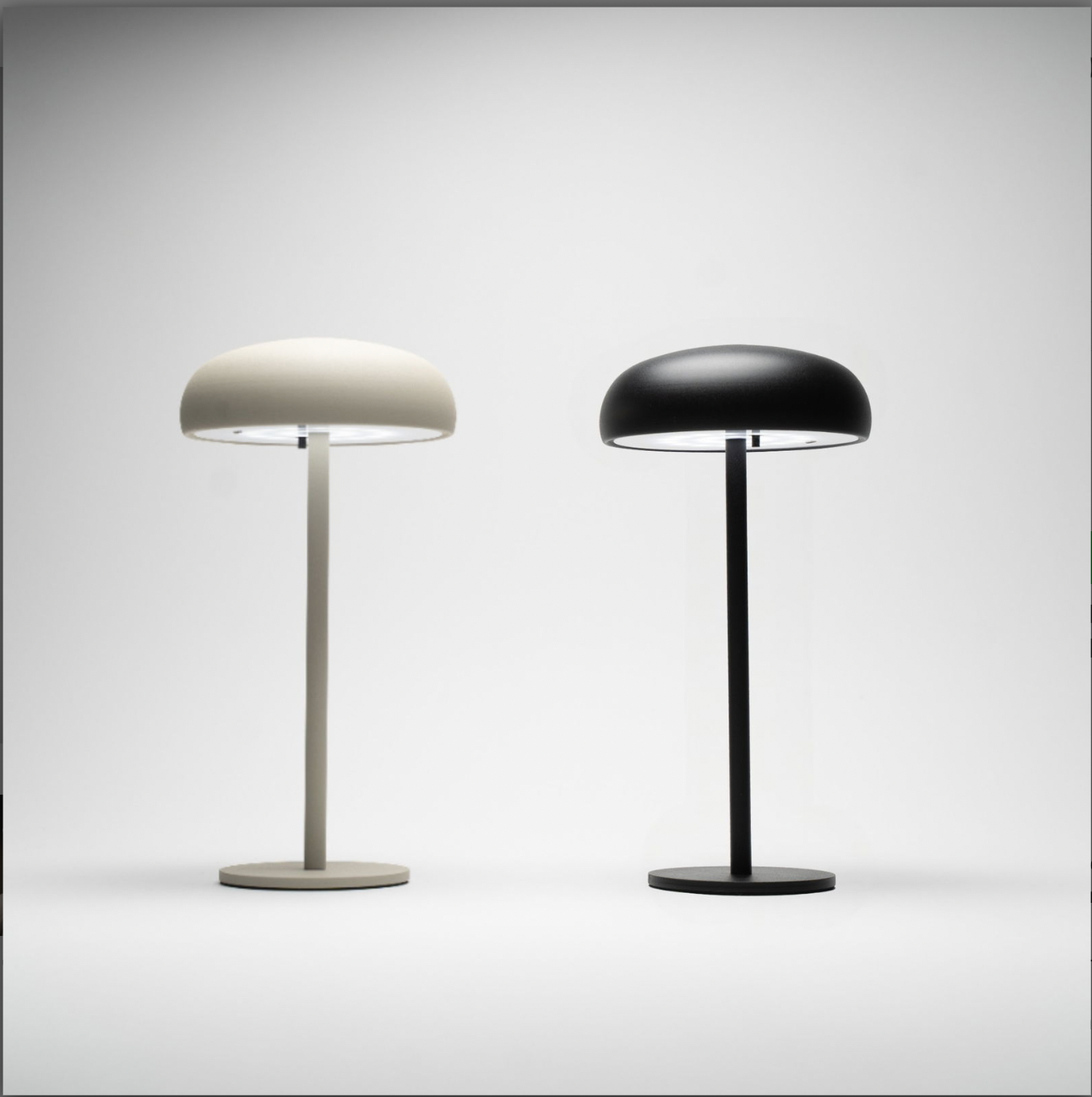 Isolde LED Touch Tischlampe. Schwarz/Beige