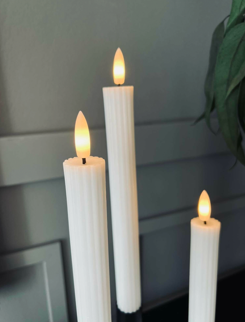 LED Stumpenkerzen gerillt - 22 cm