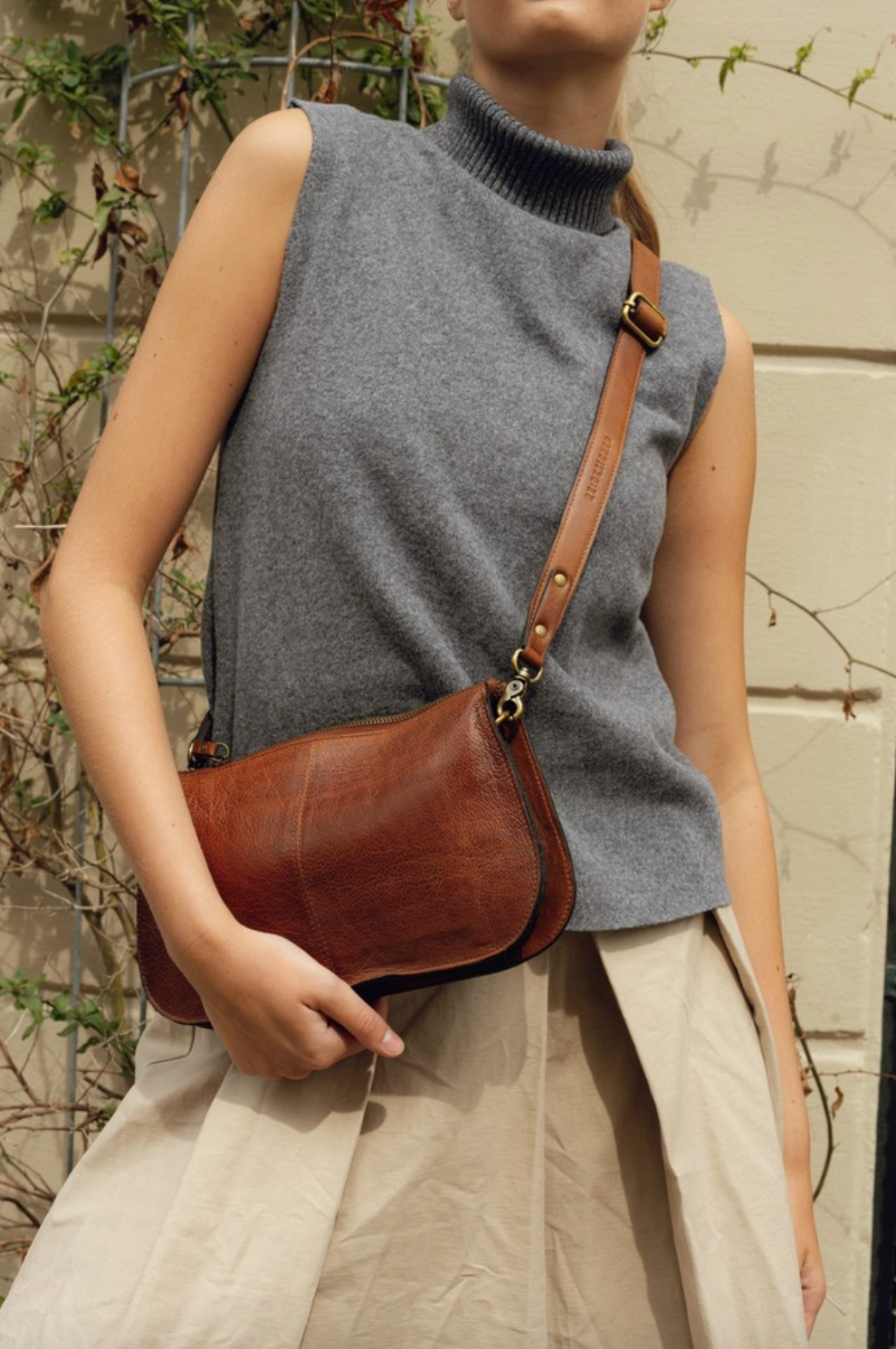 Crossover Myn - Walnut