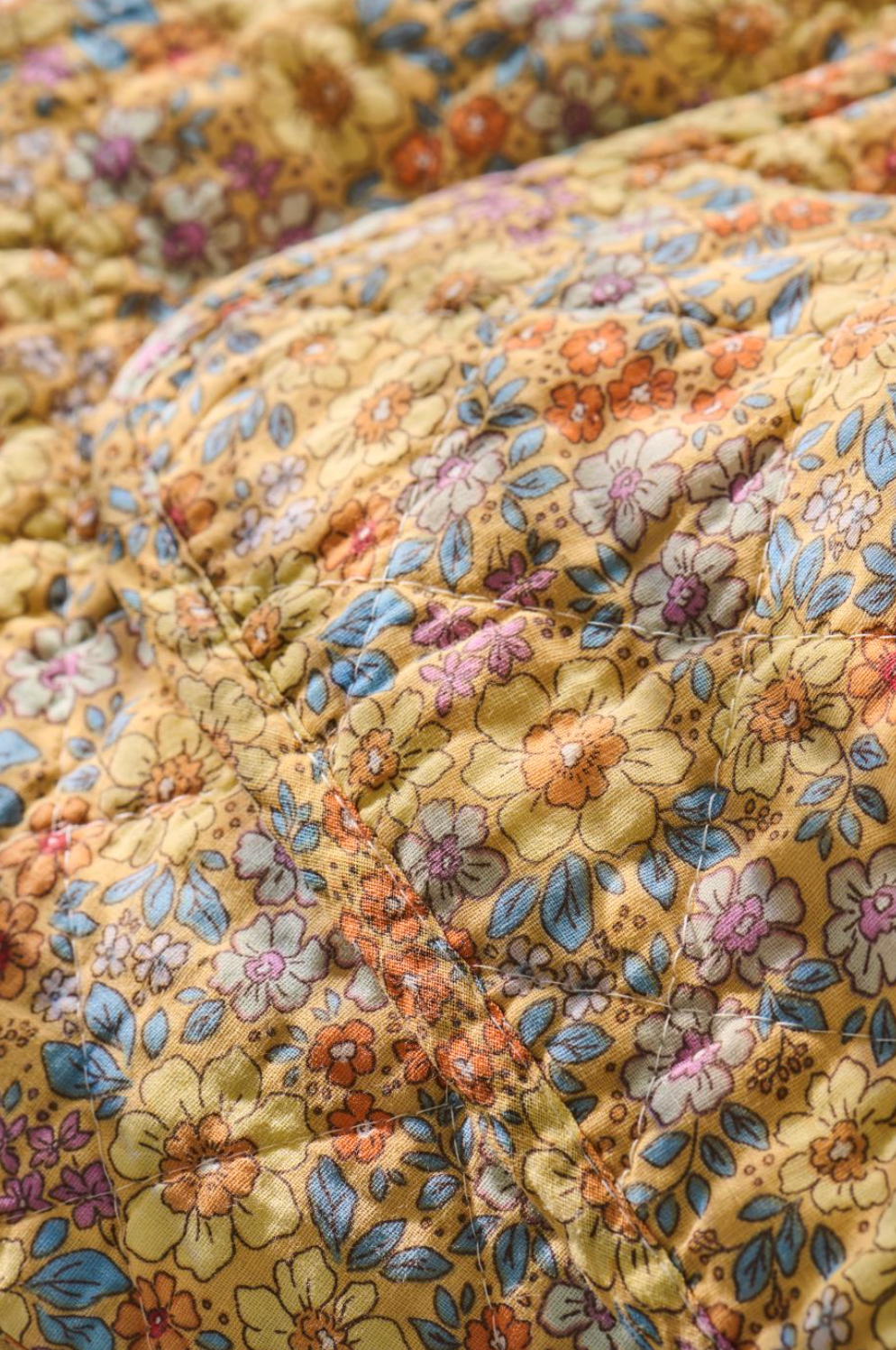 Plaid flower quilt