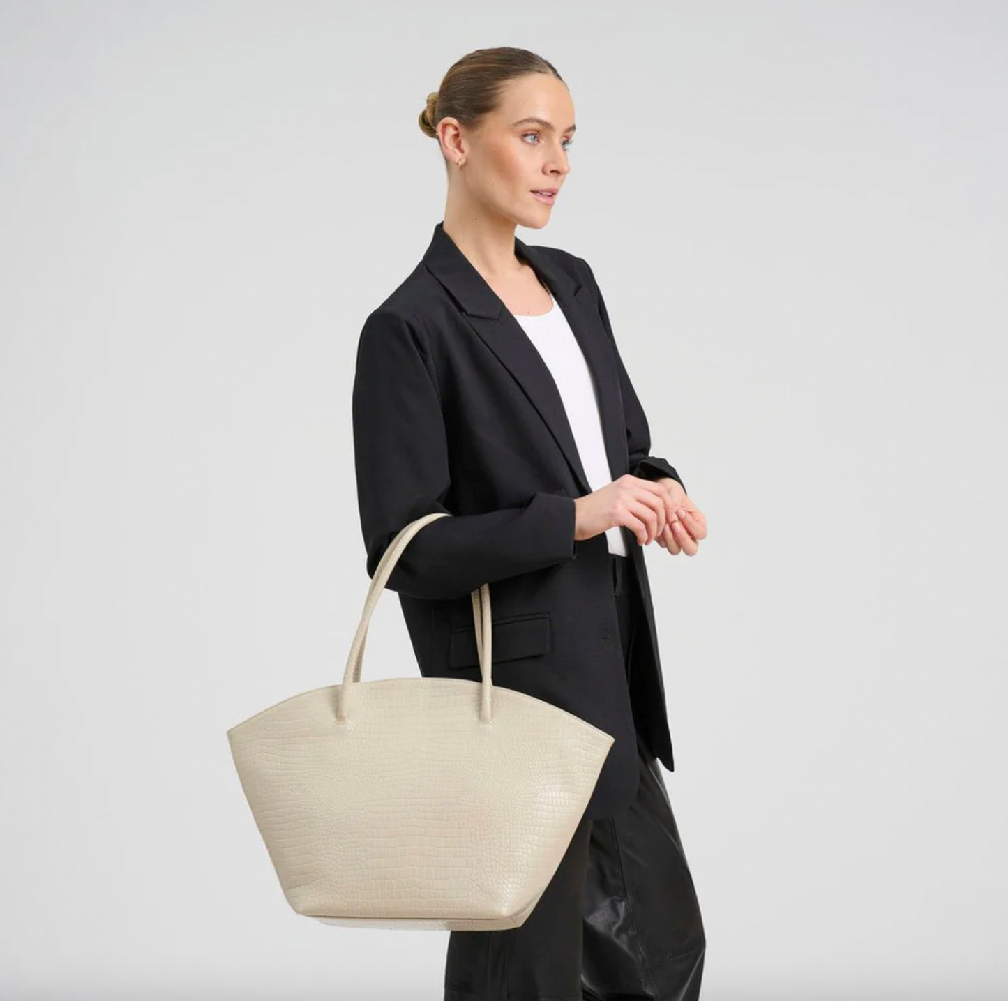 Shopper Croco aus Leder - Sand