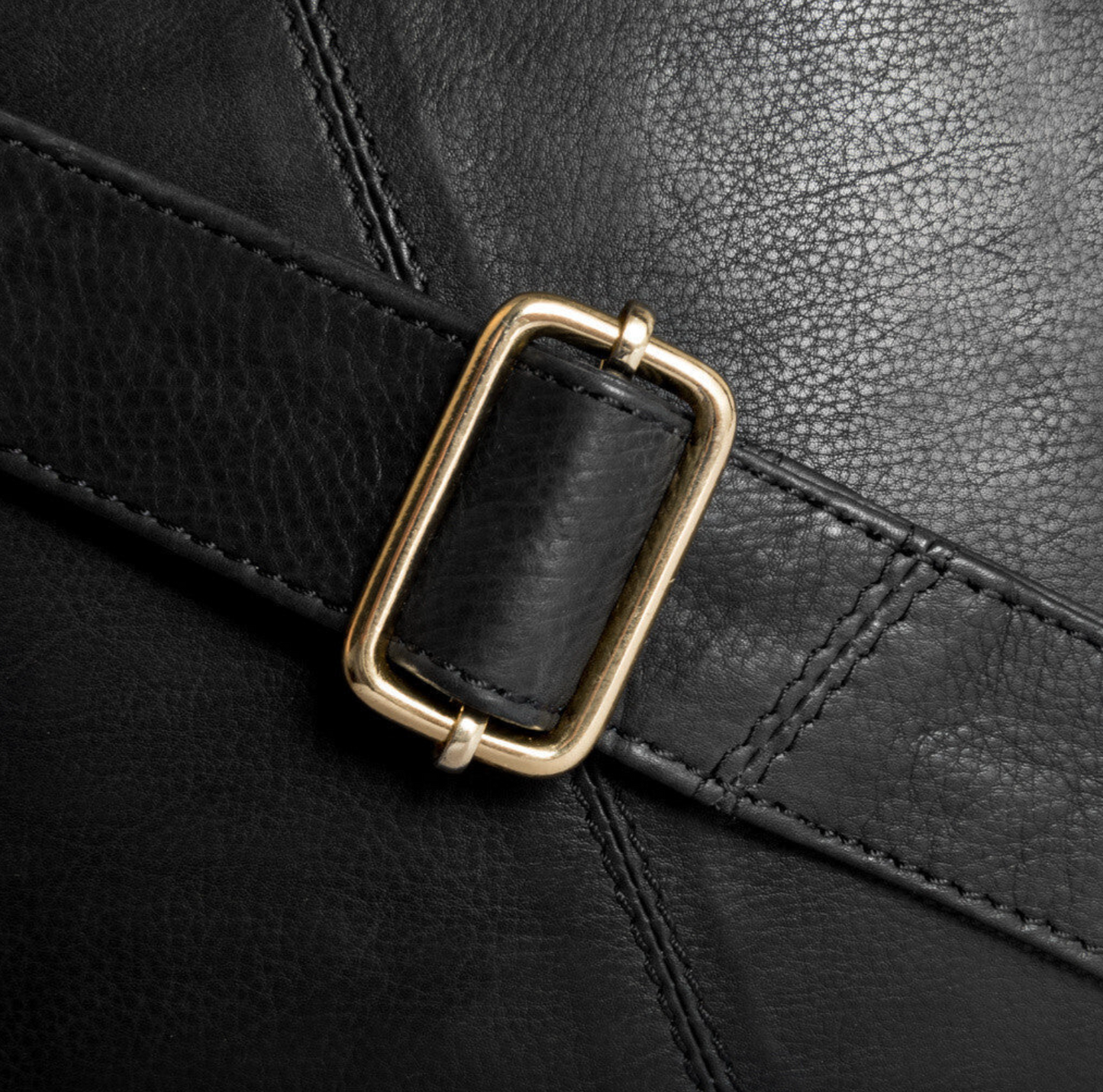 Crossover Milano - Schwarz / Gold