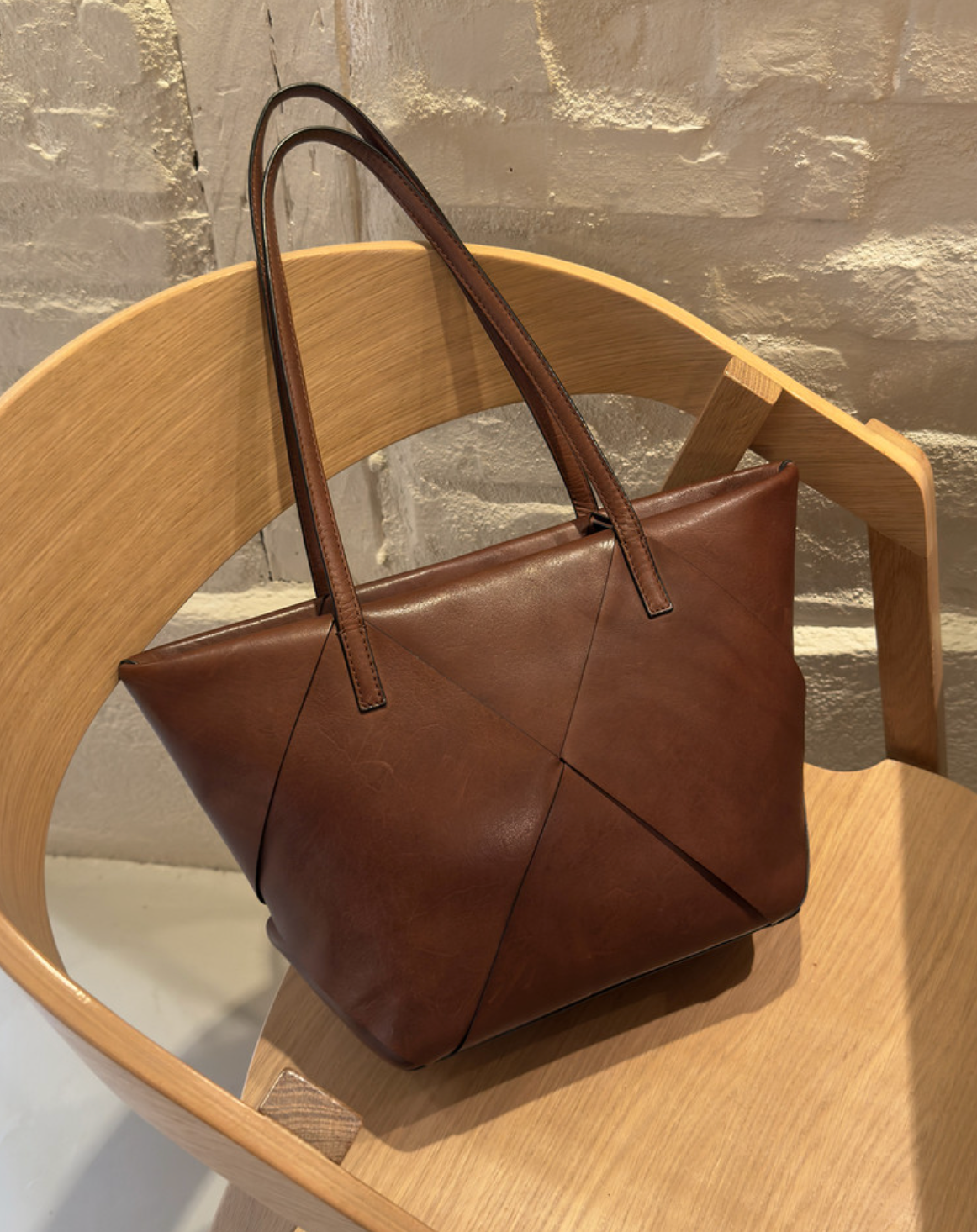 Schultertasche Olia Cognac