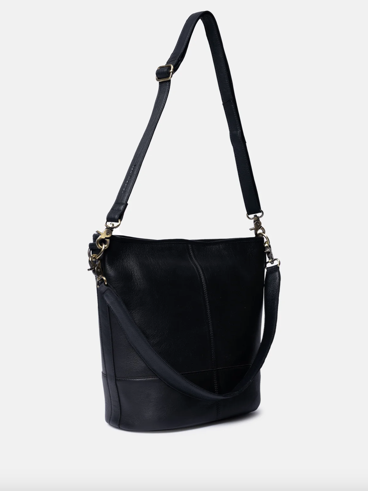 Schultertasche Nomi black