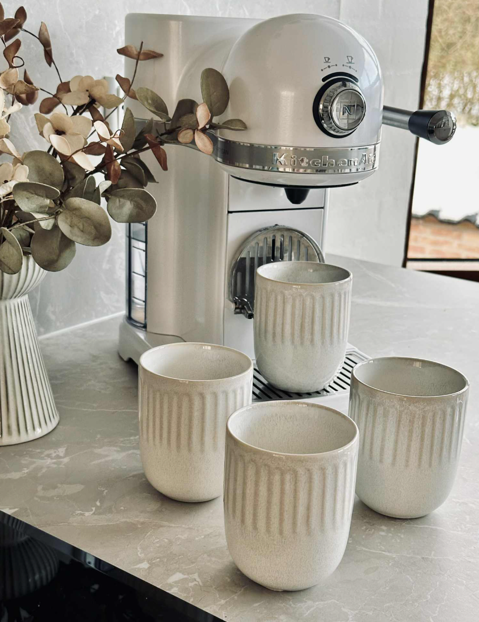 Steingutbecher Packung mit 4 Stk - Creme