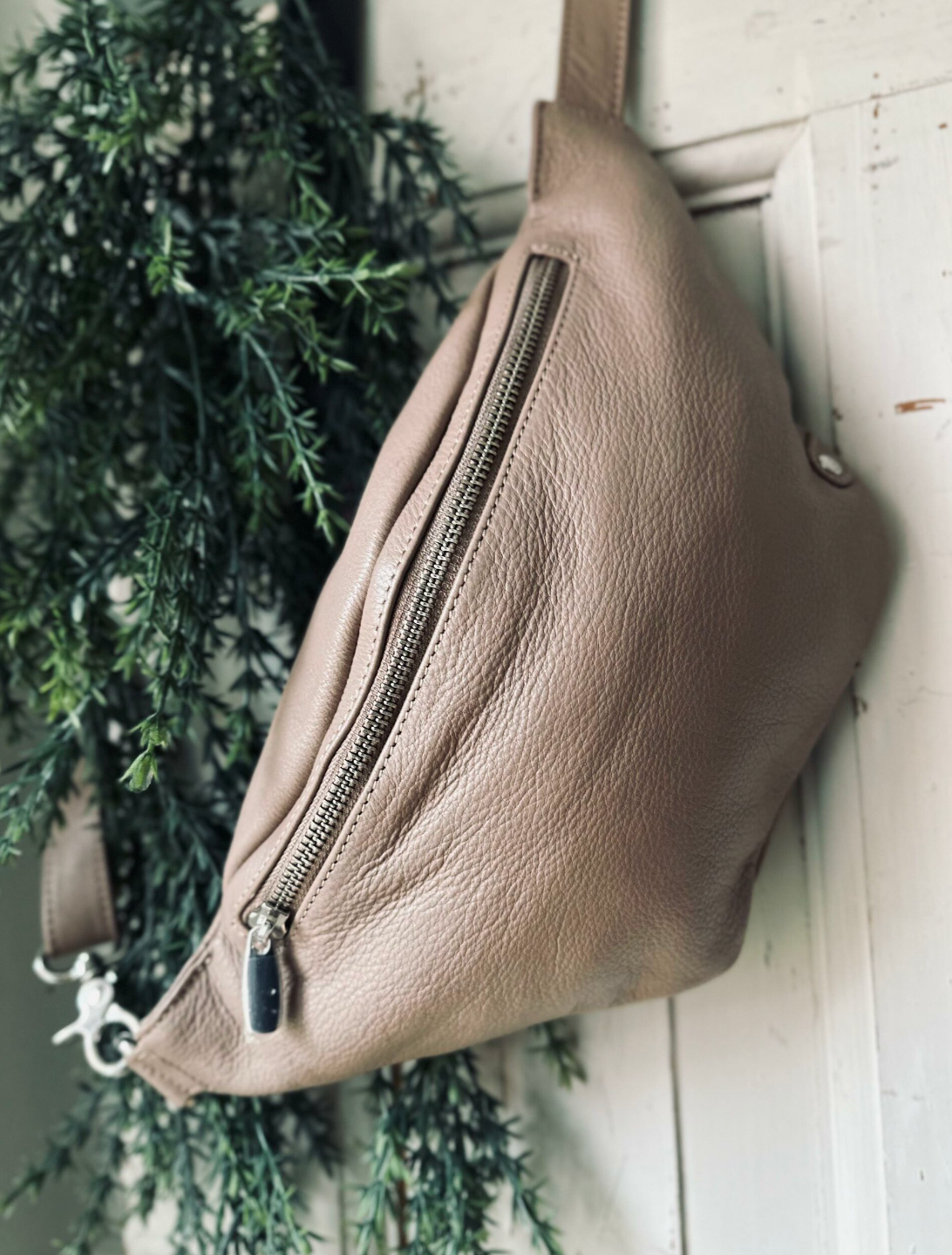 Bumbag Aura Dusty Taupe