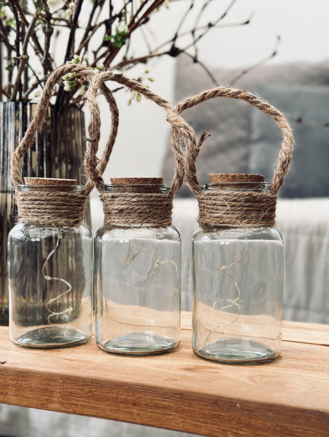 Mini-Laterne aus Glas mit Korkverschluss und Lichterkette