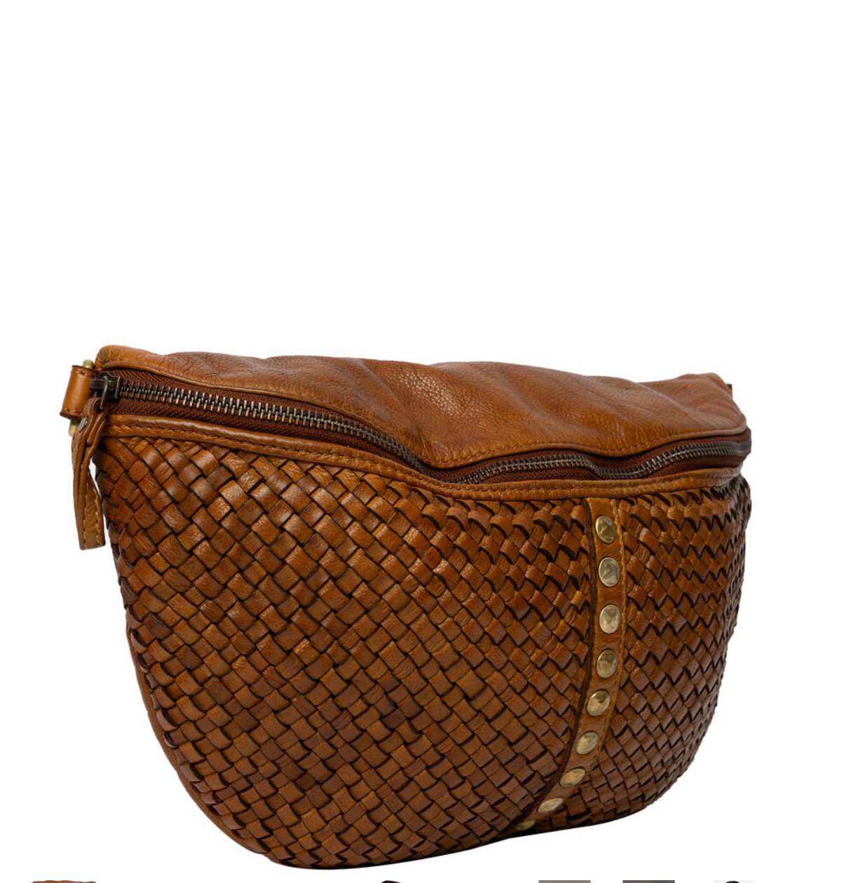 Bauchtasche JOMA mit Flecht-Optik und Nieten - Cognac