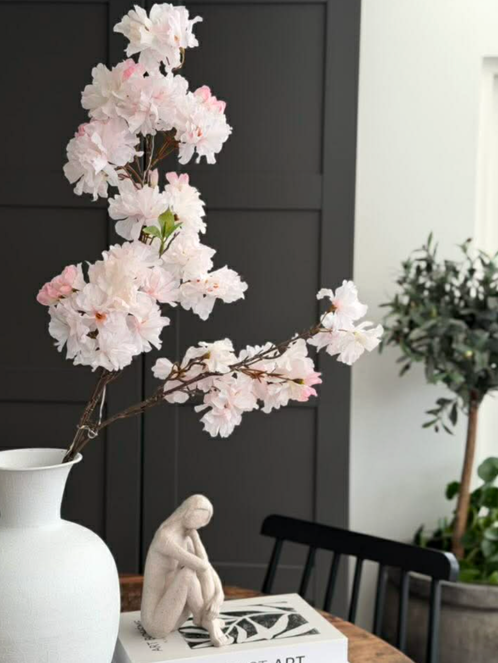 Japanischer Kirschzweig mit Lichterkette - Rosa
