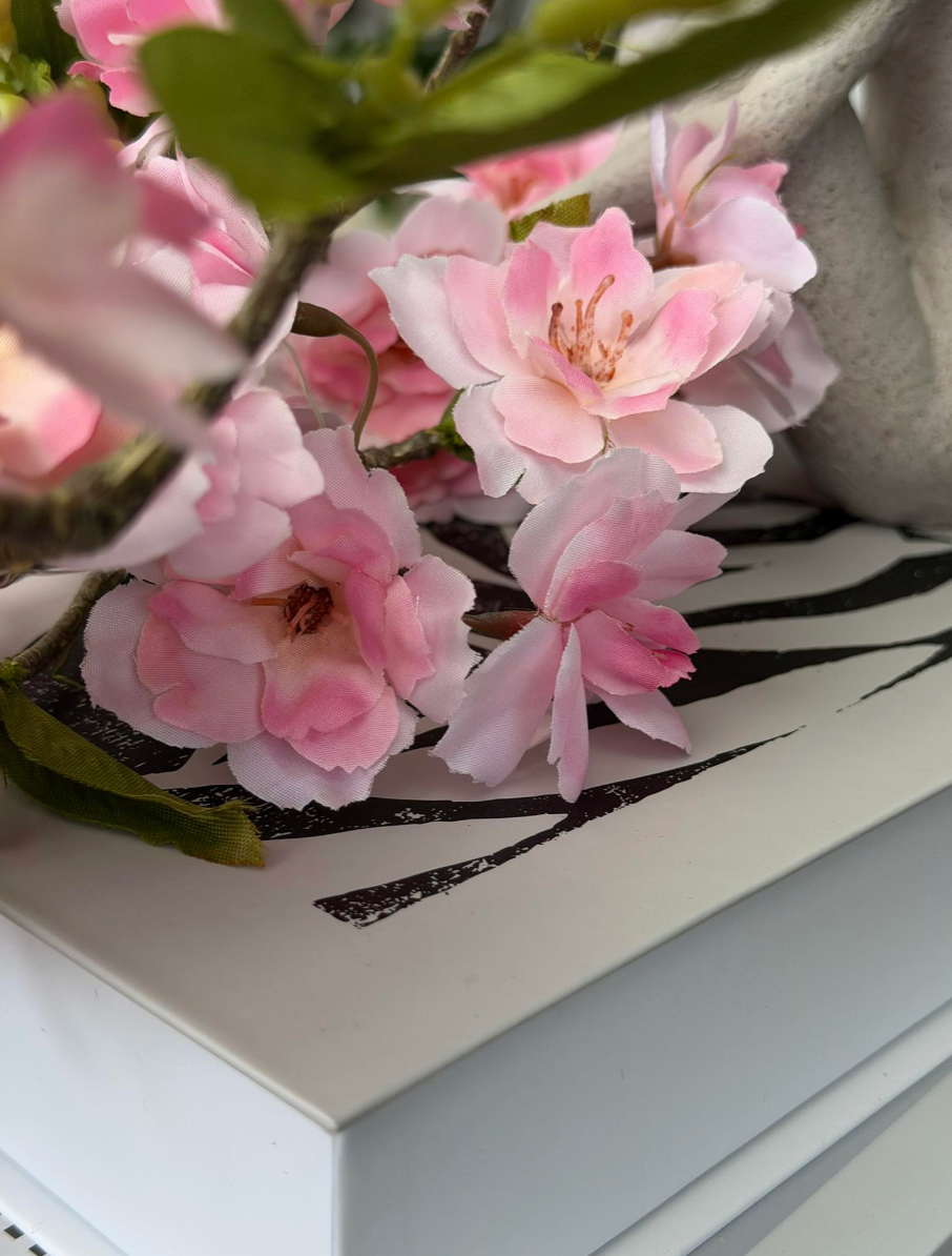 Kirschzweig mit Licht - Rosa