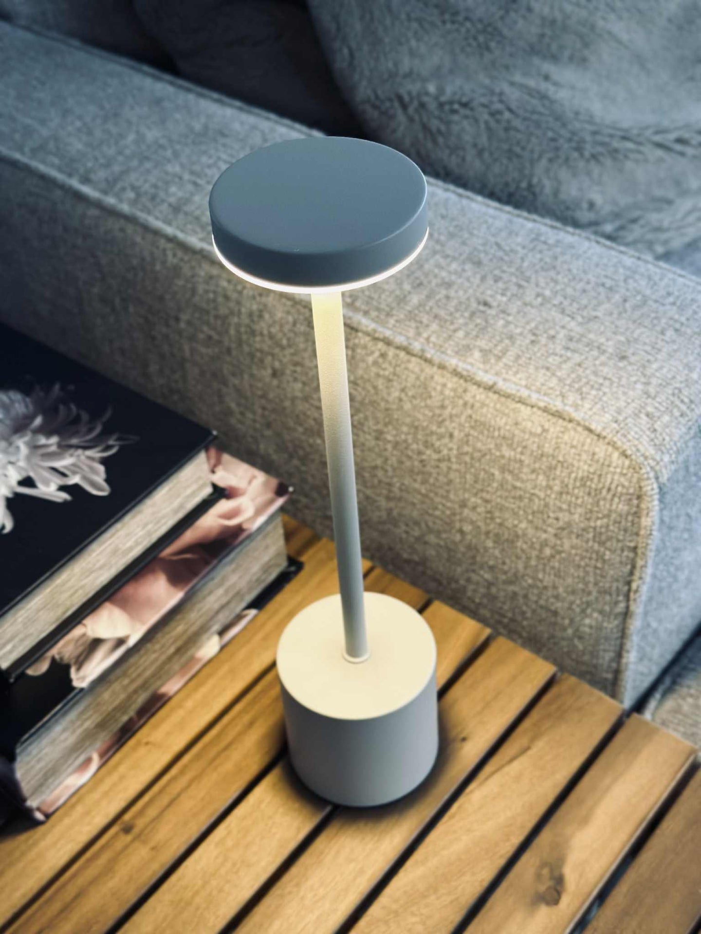 LED-Tischlampe KELLY Creme - wiederaufladbar