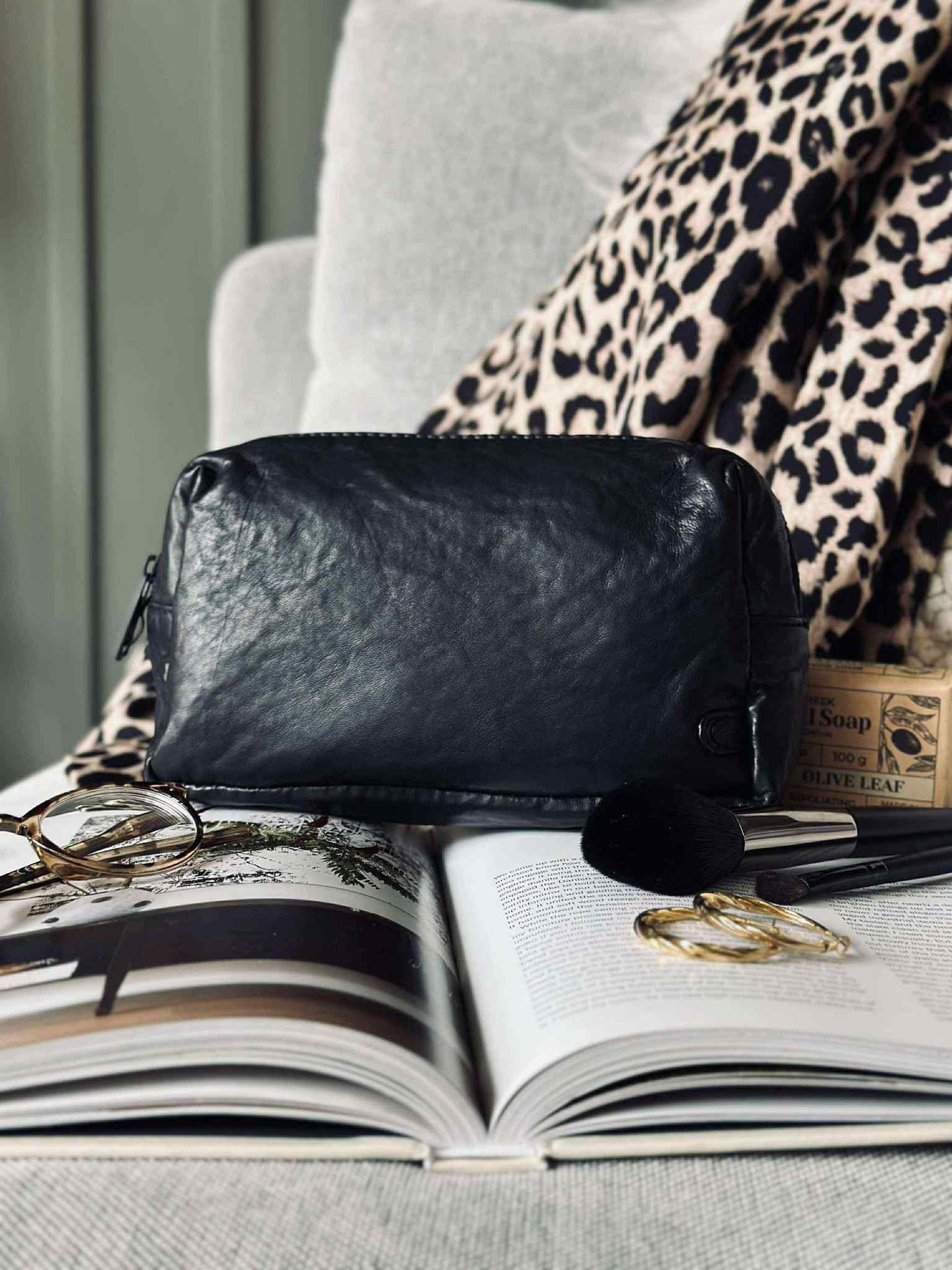Kosmetiktasche - Black / black