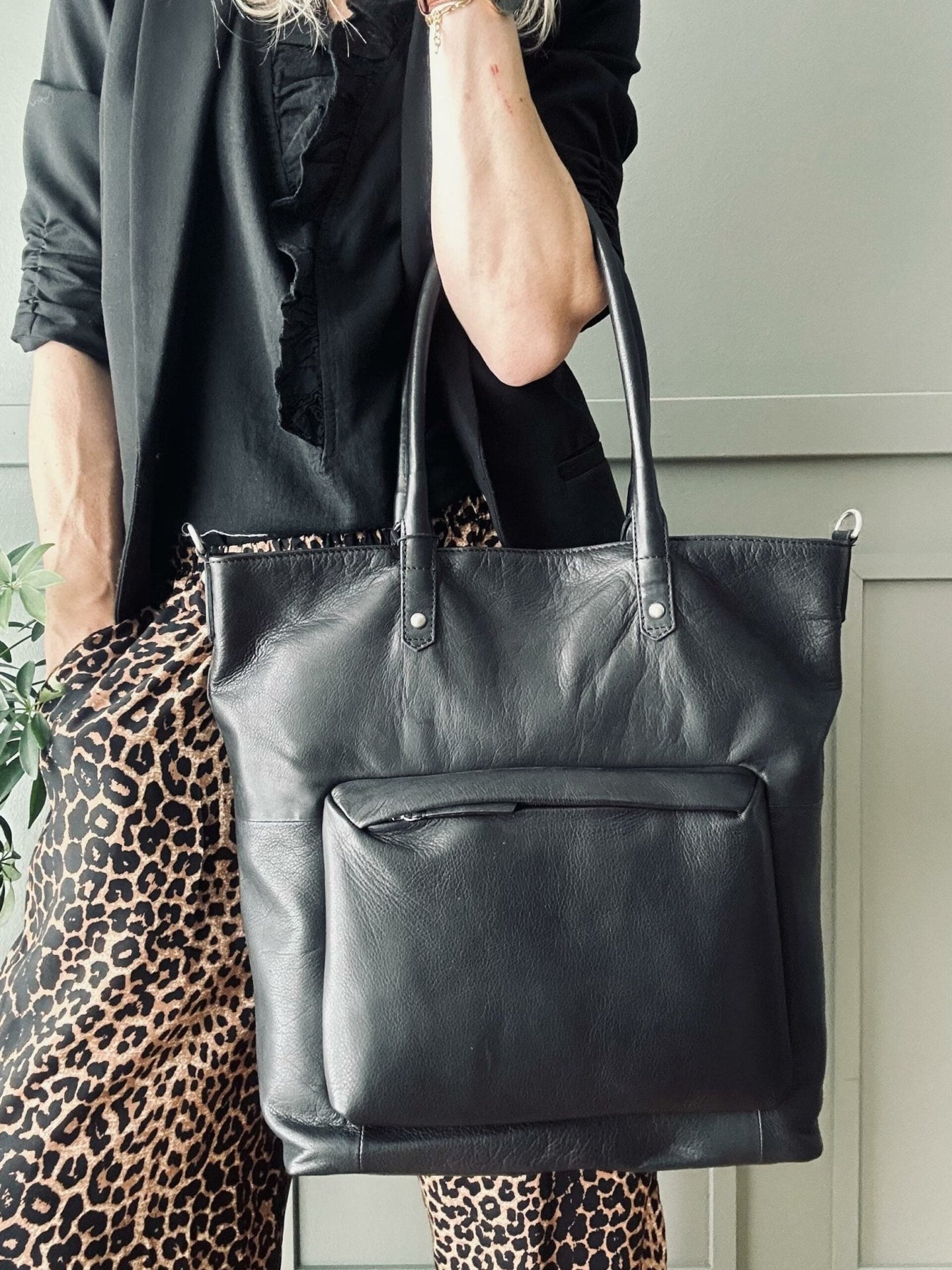 Arbejdstaske / Shopper – Black Lisa - VIAMAJA.DK