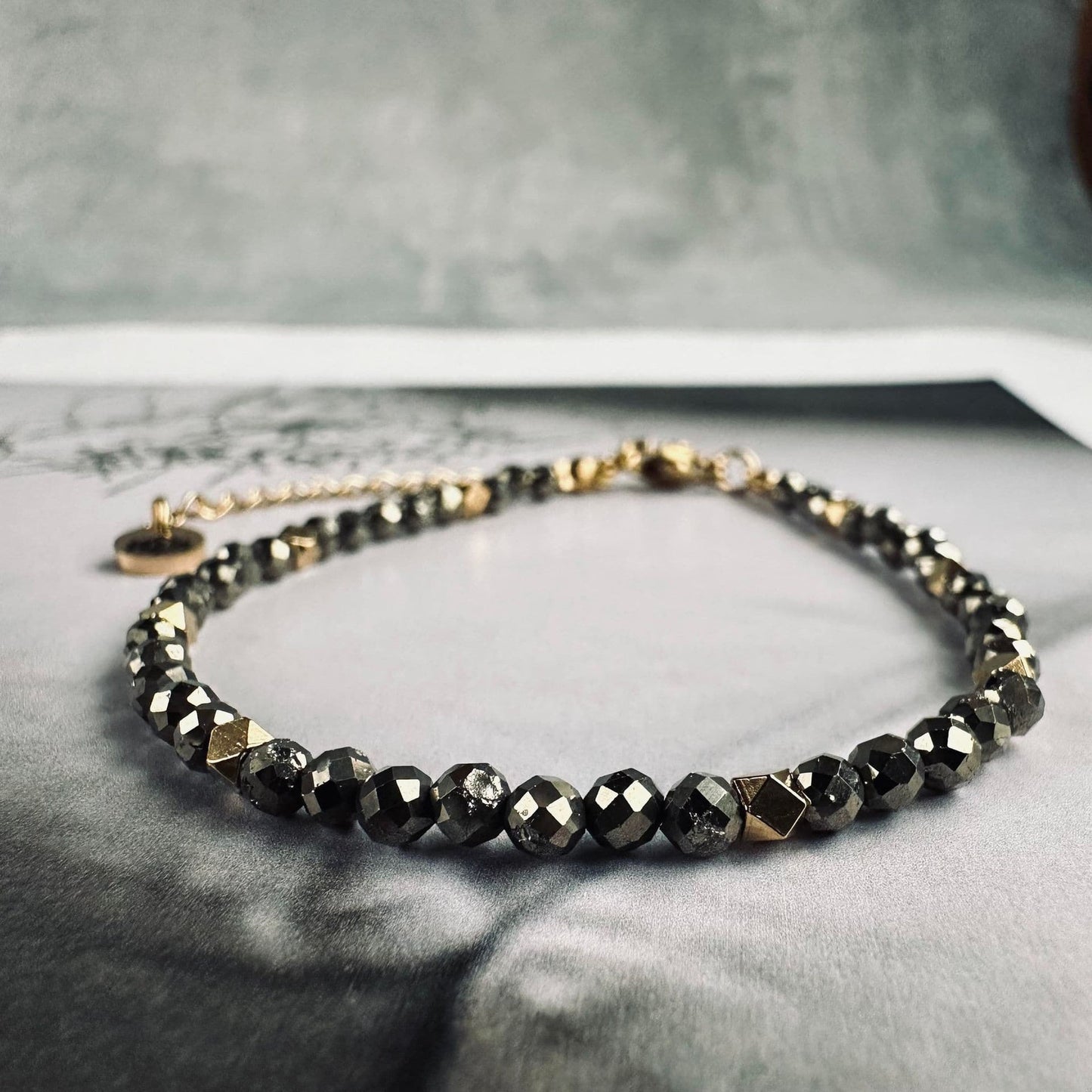 Armbånd Liv Pyrit - VIAMAJA.DK