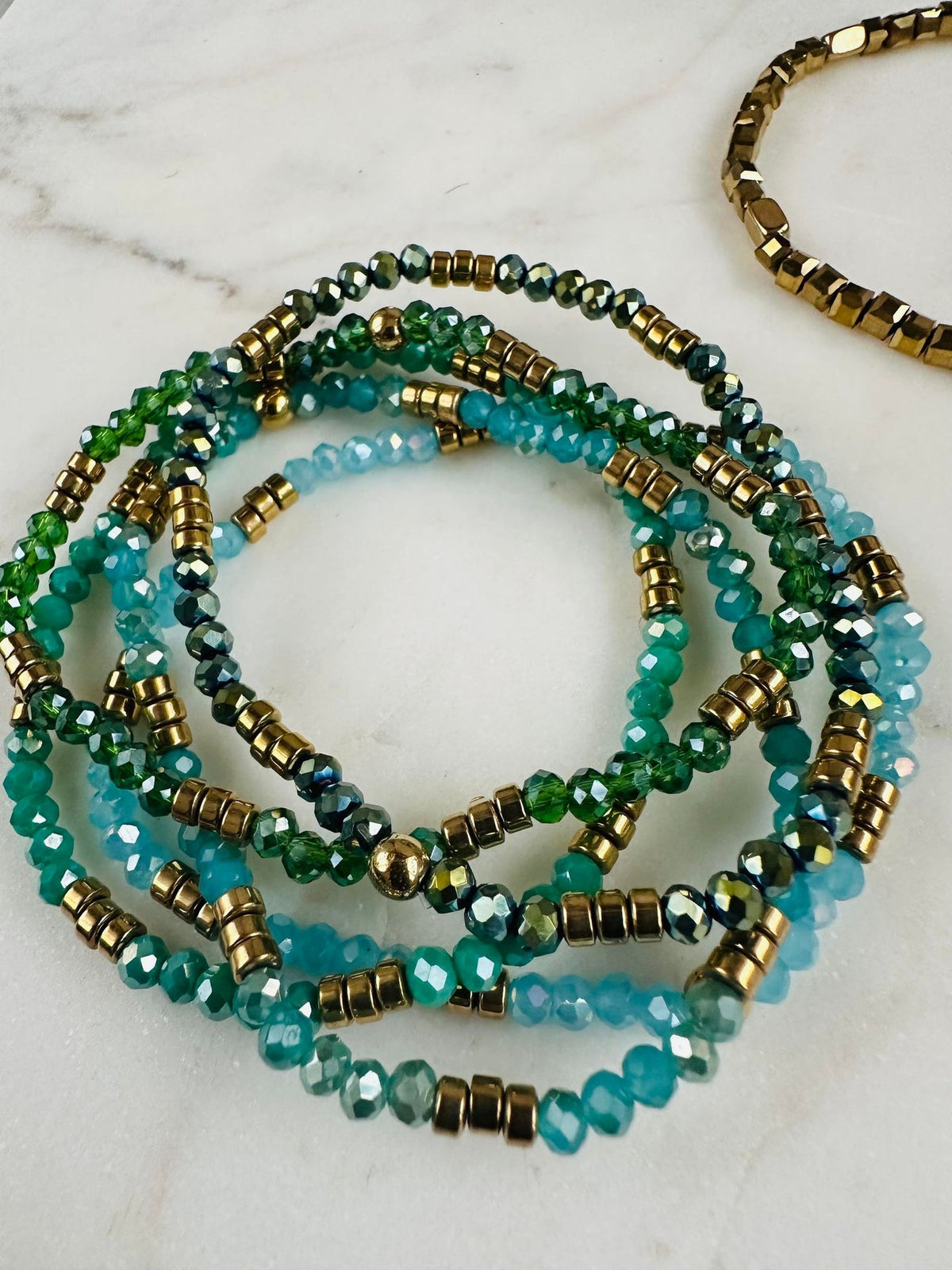 Armbånd Merle – green mix - VIAMAJA.DK