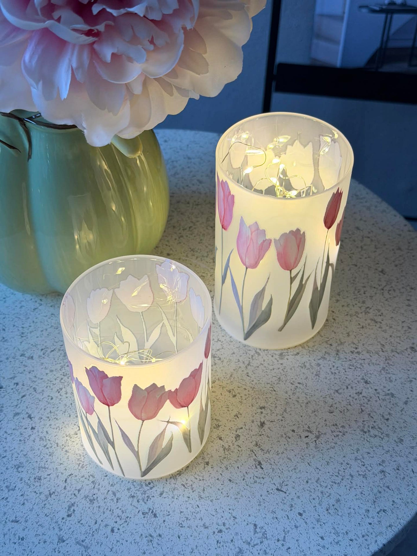 Tulpen-Kerzenhalter mit LED-Licht - 2 Stk.