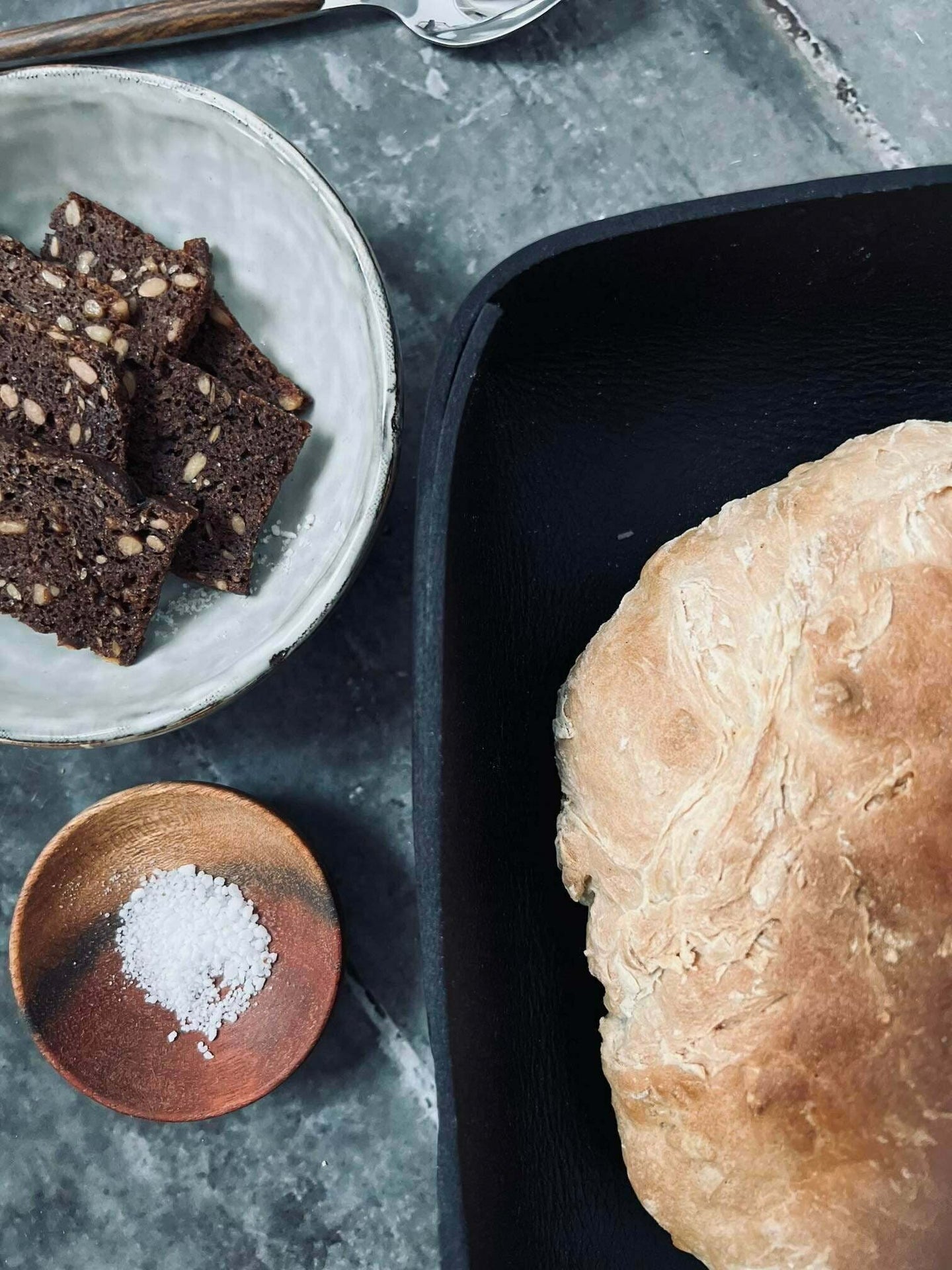 Bakke i sort læder - VIAMAJA.DK