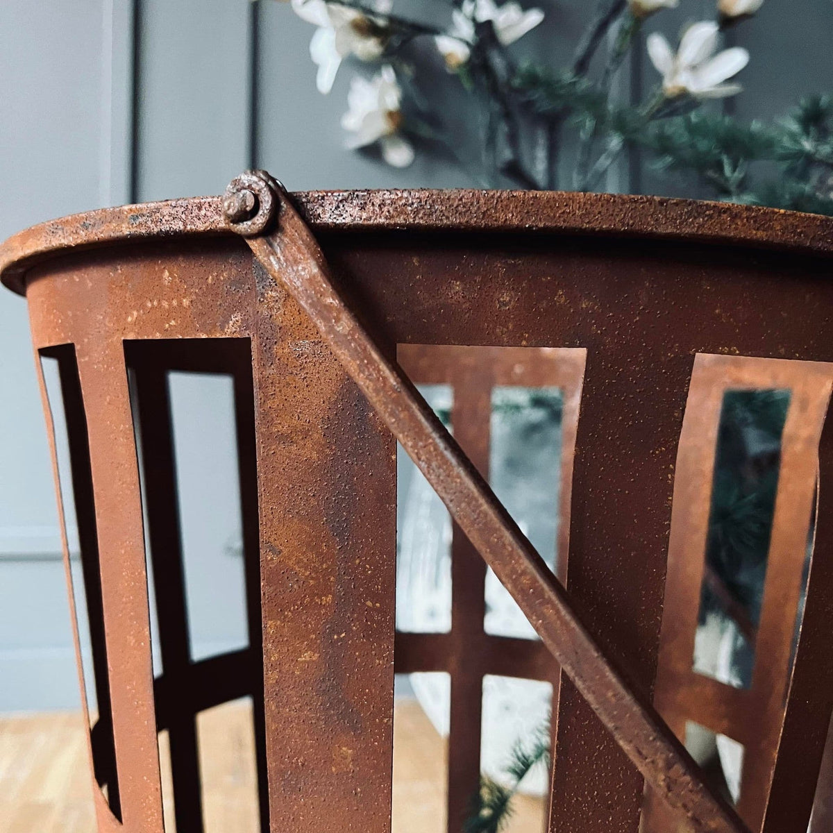 Bålspand med hank - RUST - VIAMAJA.DK