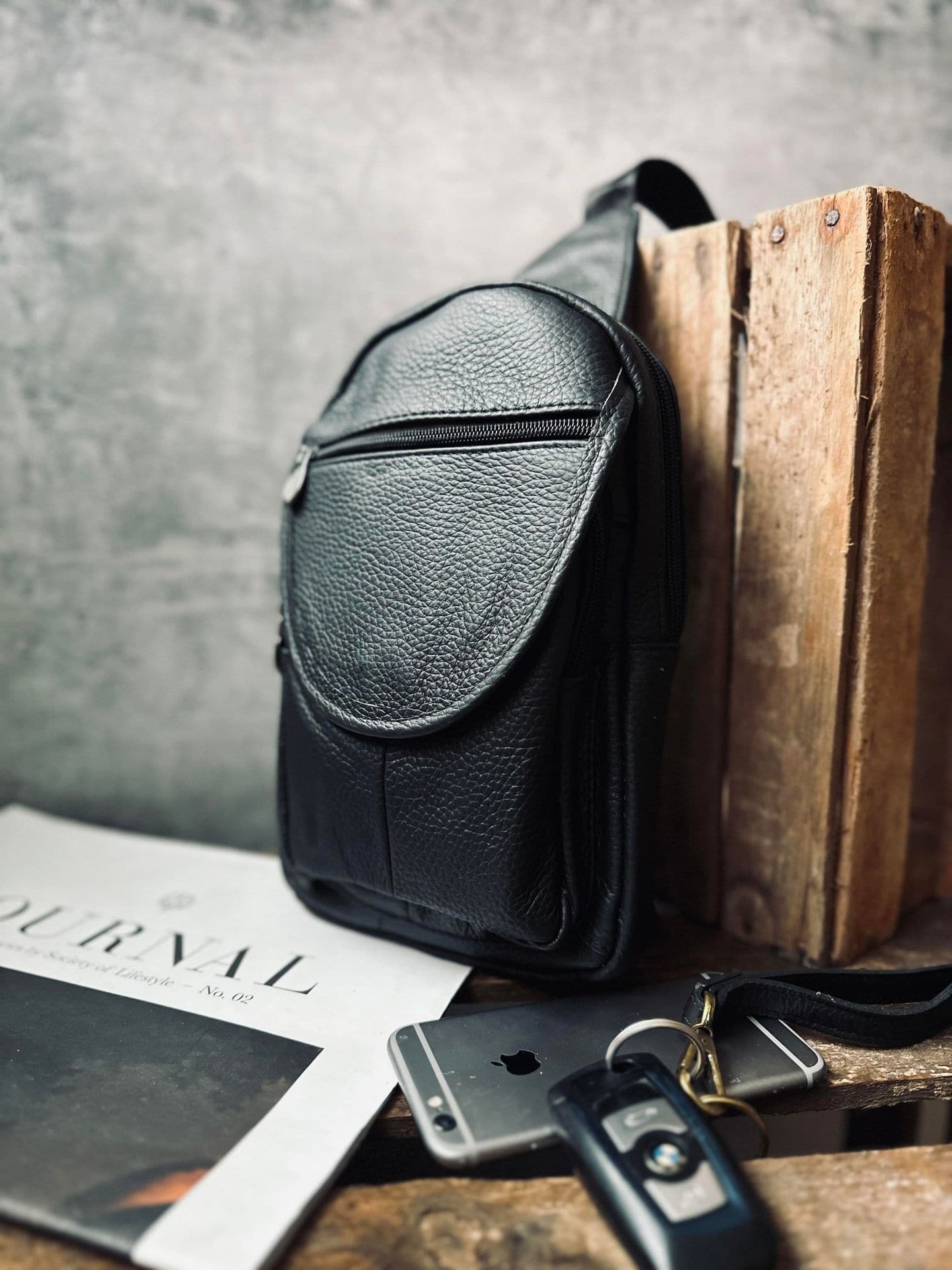 Bodybag Black leather - VIAMAJA.DK