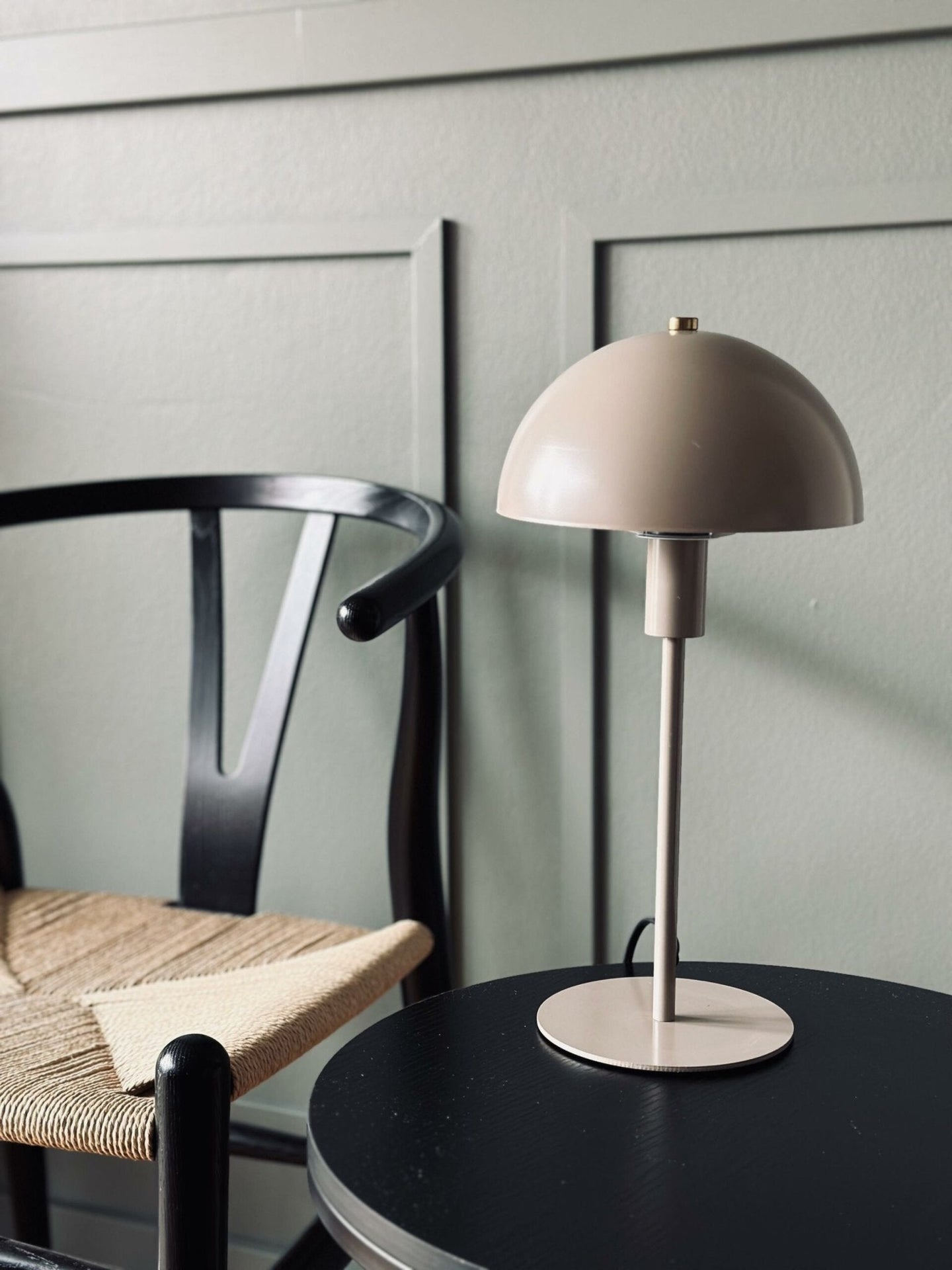 Bordlampe – Beige - VIAMAJA.DK