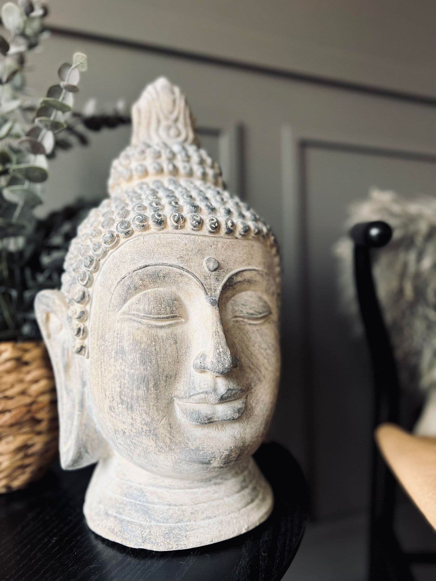 Buddha i flotte lyse nuancer - VIAMAJA.DK