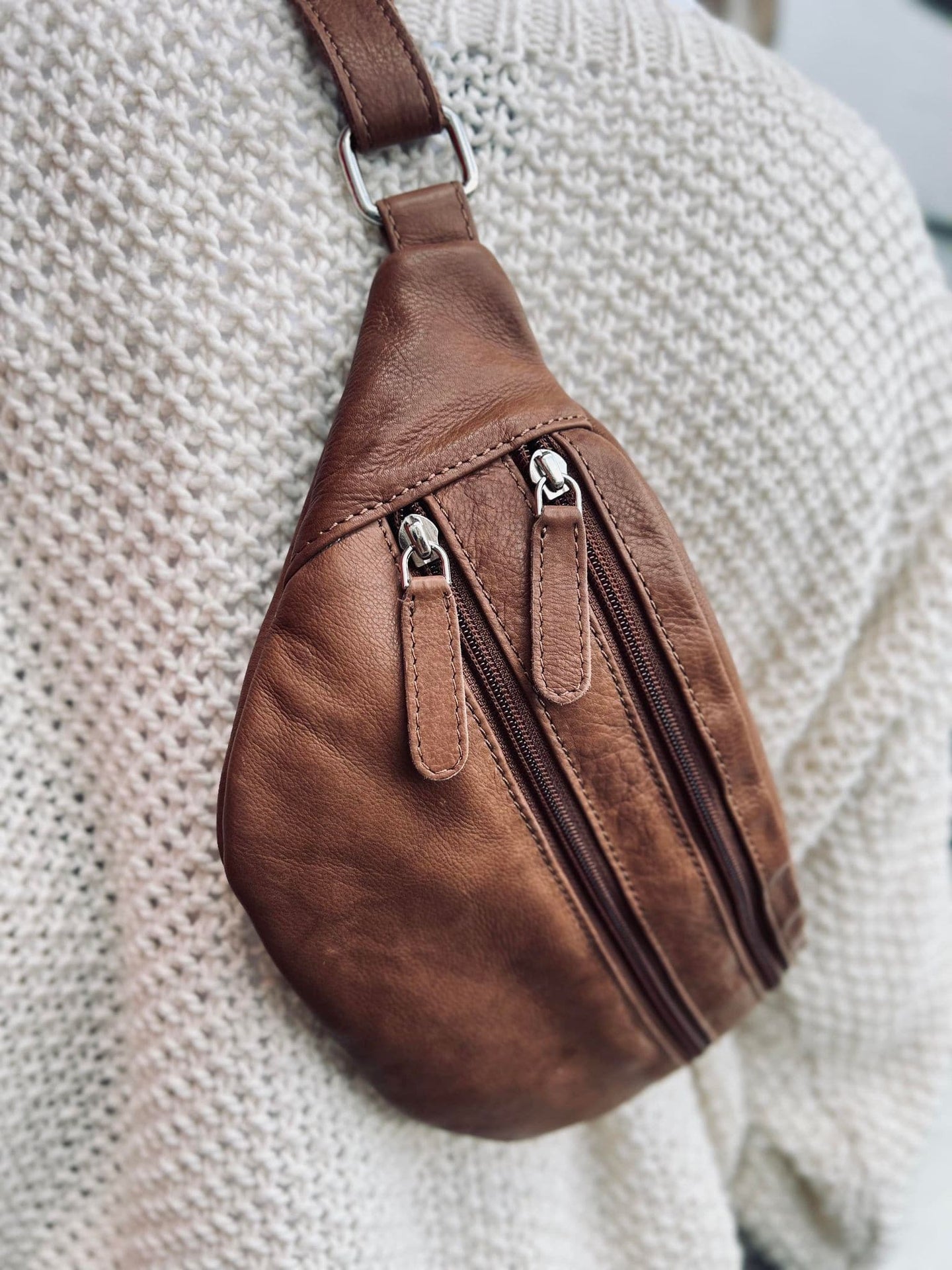 Bumbag Aja - Walnut - VIAMAJA.DK