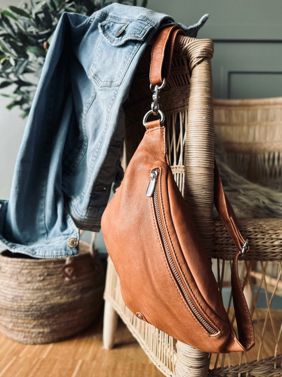 Bumbag Aura Cognac - VIAMAJA.DK