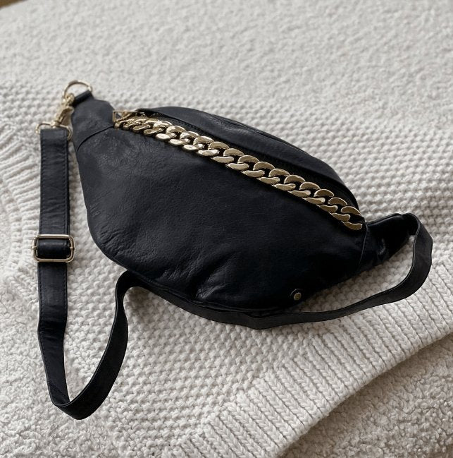 Bumbag - BLACK / GOLD i blød skind kvalitet - VIAMAJA