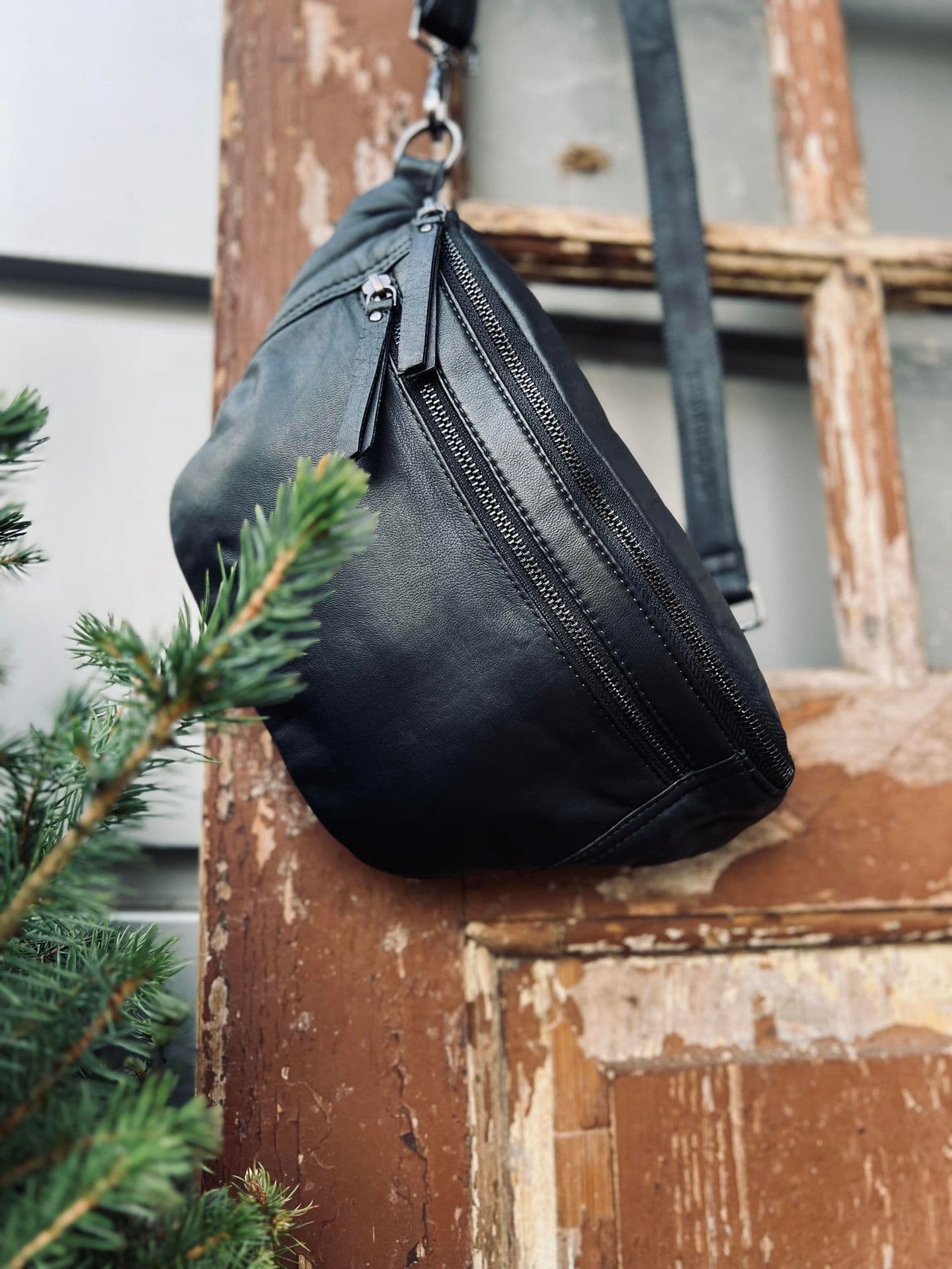 Bumbag Faustine black - blød lammeskind - VIAMAJA.DK