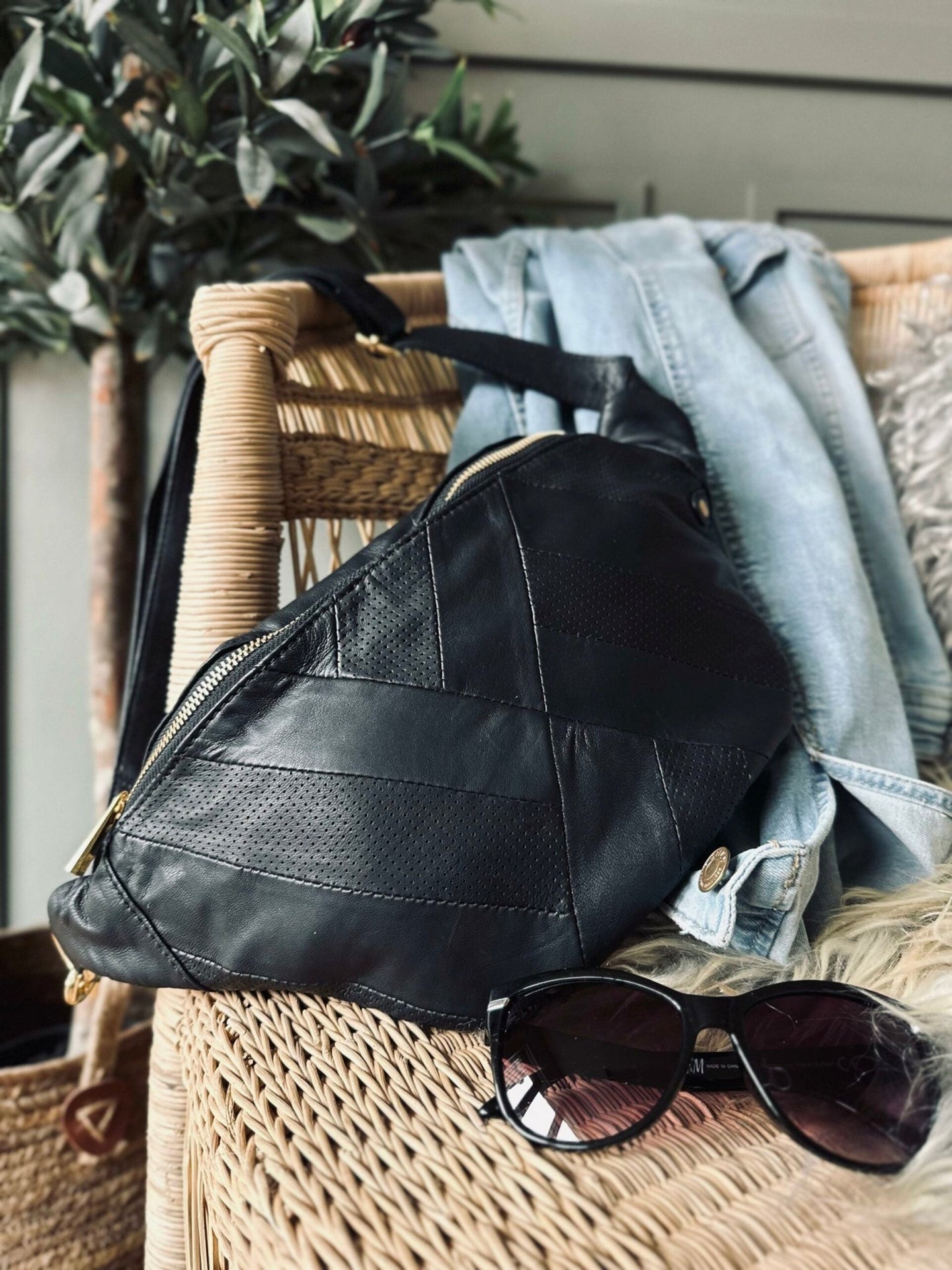 Bumbag Felina black / gold - VIAMAJA.DK