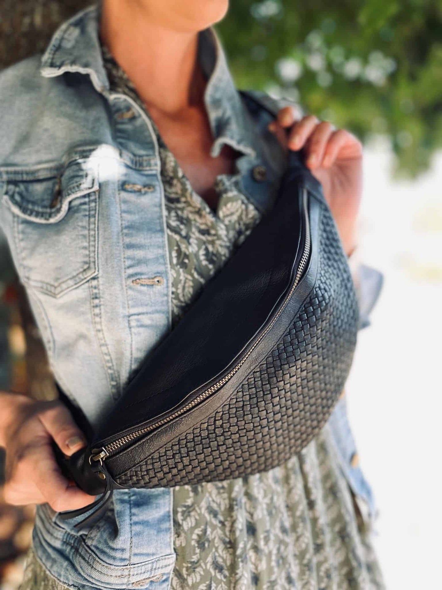 Bumbag HOLLY Flet – Black - VIAMAJA