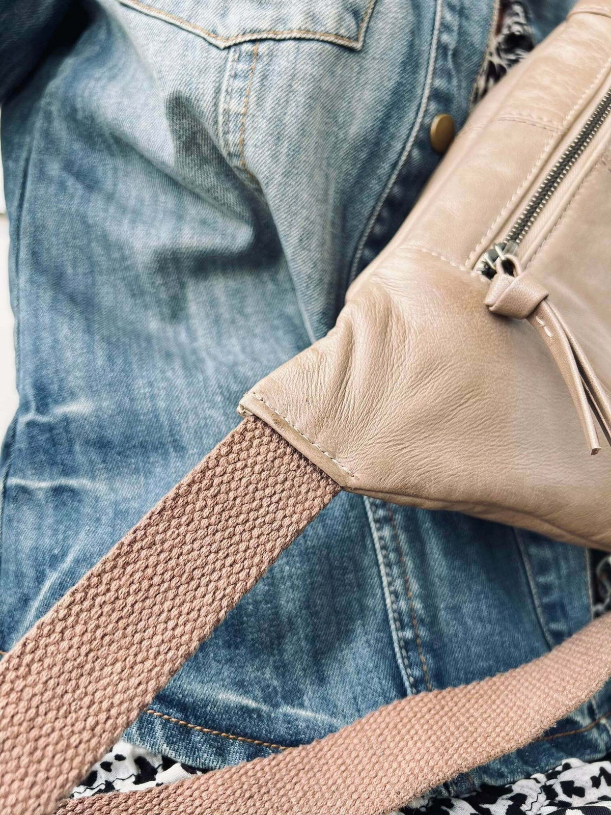 Bumbag JUNE - Dark Beige - VIAMAJA.DK