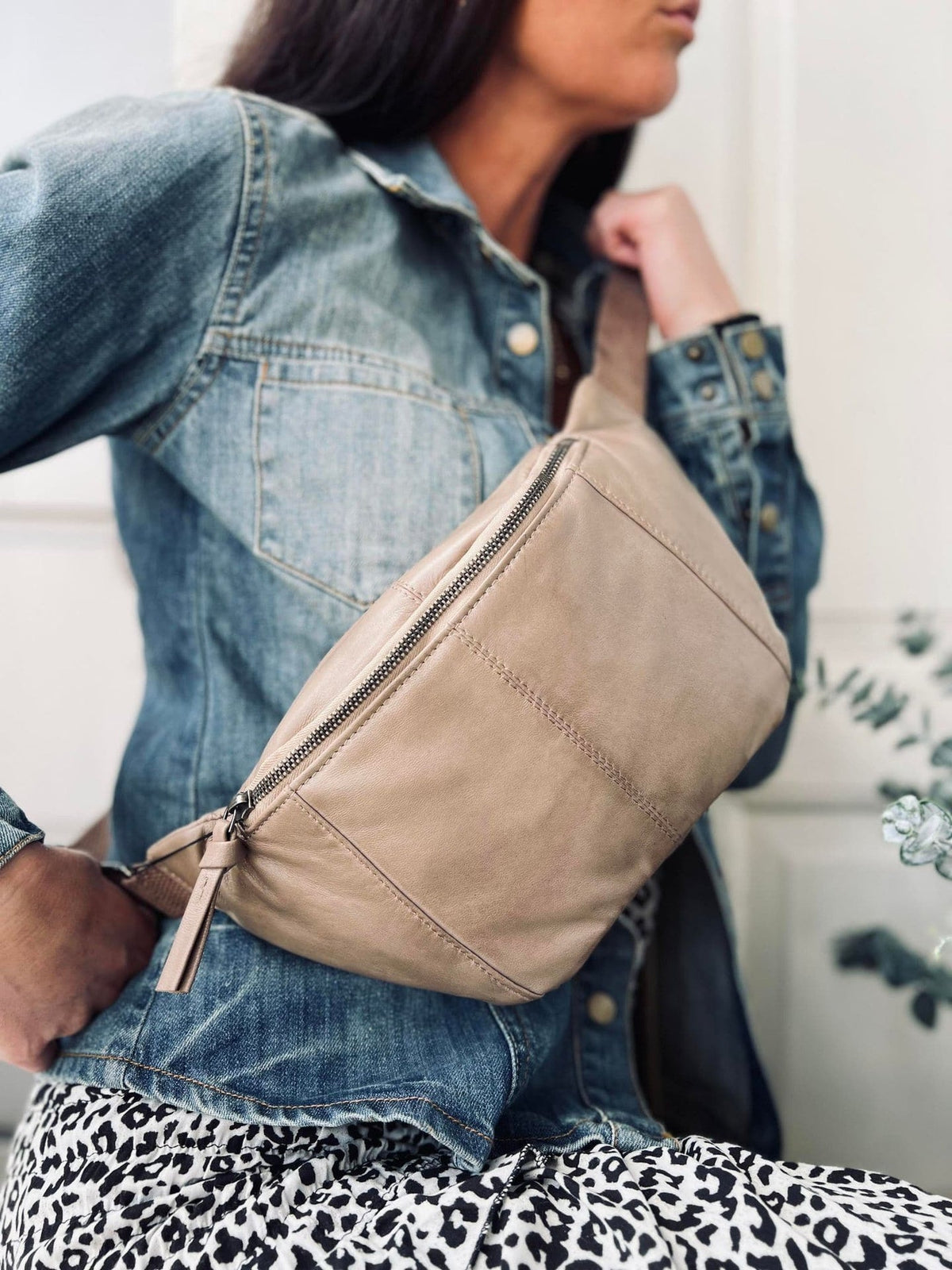 Bumbag JUNE - Dark Beige - VIAMAJA.DK