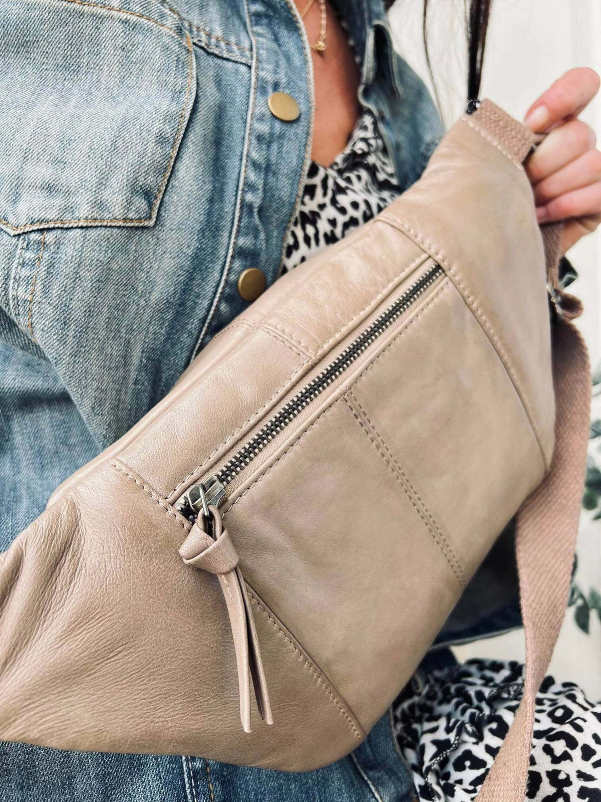 Bumbag JUNE - Dark Beige - VIAMAJA.DK