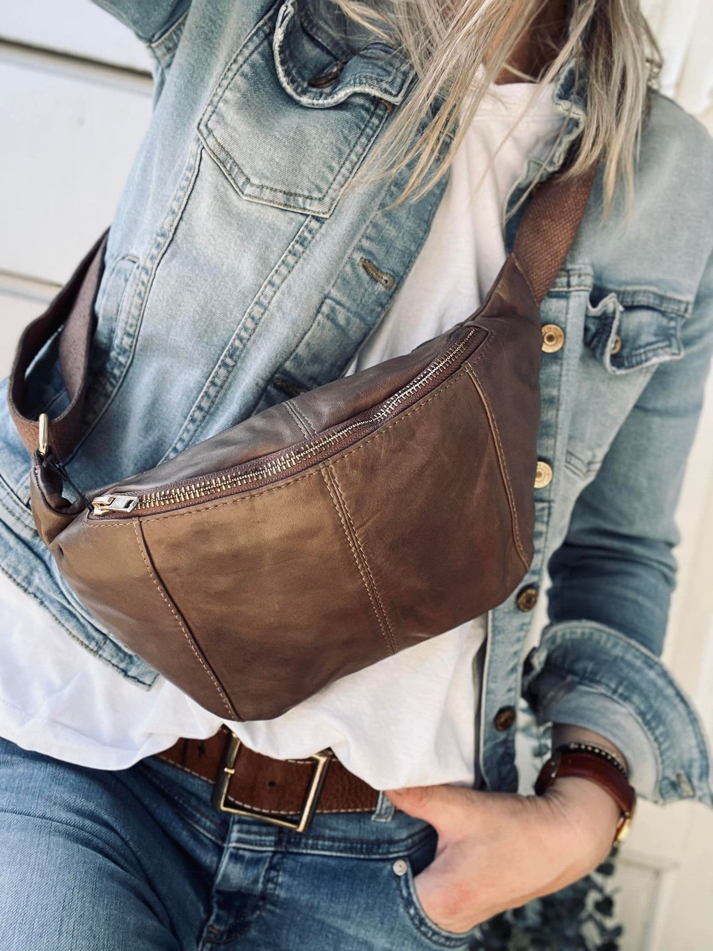 Bumbag JUNE Taupe - VIAMAJA.DK