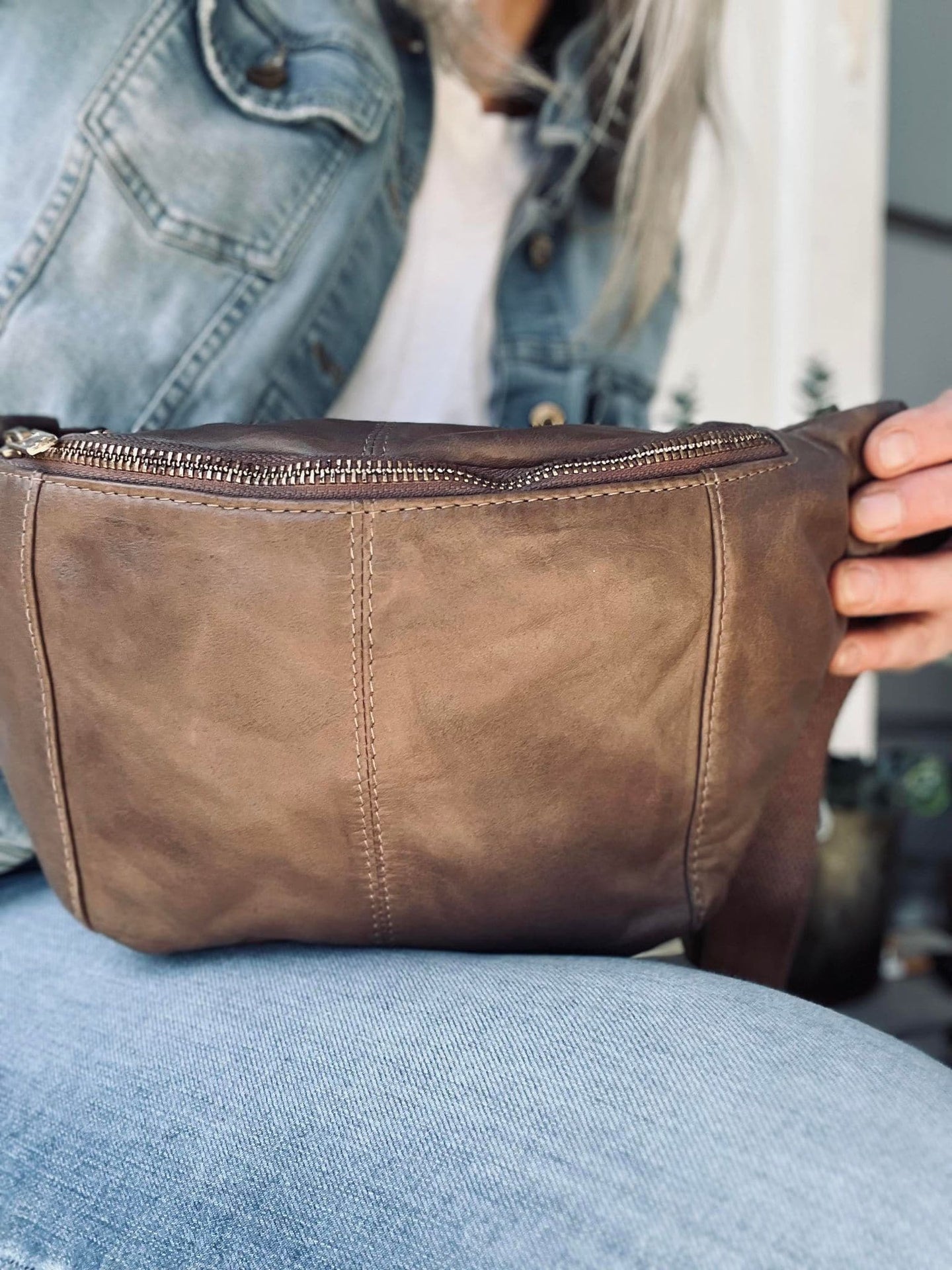 Bumbag JUNE Taupe - VIAMAJA.DK