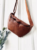 Gürteltasche KATIE geflochten - Dark cognac