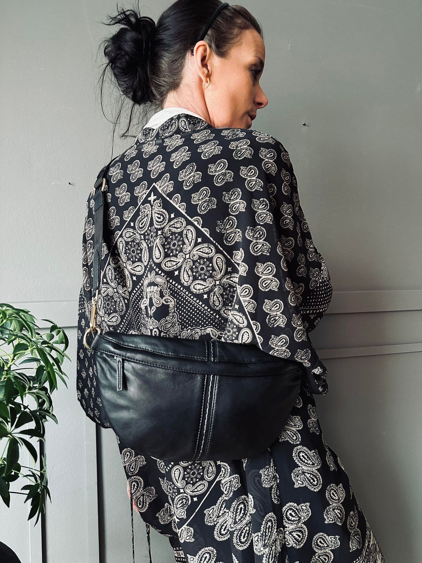 Bumbag m. kontrast - Black - VIAMAJA.DK