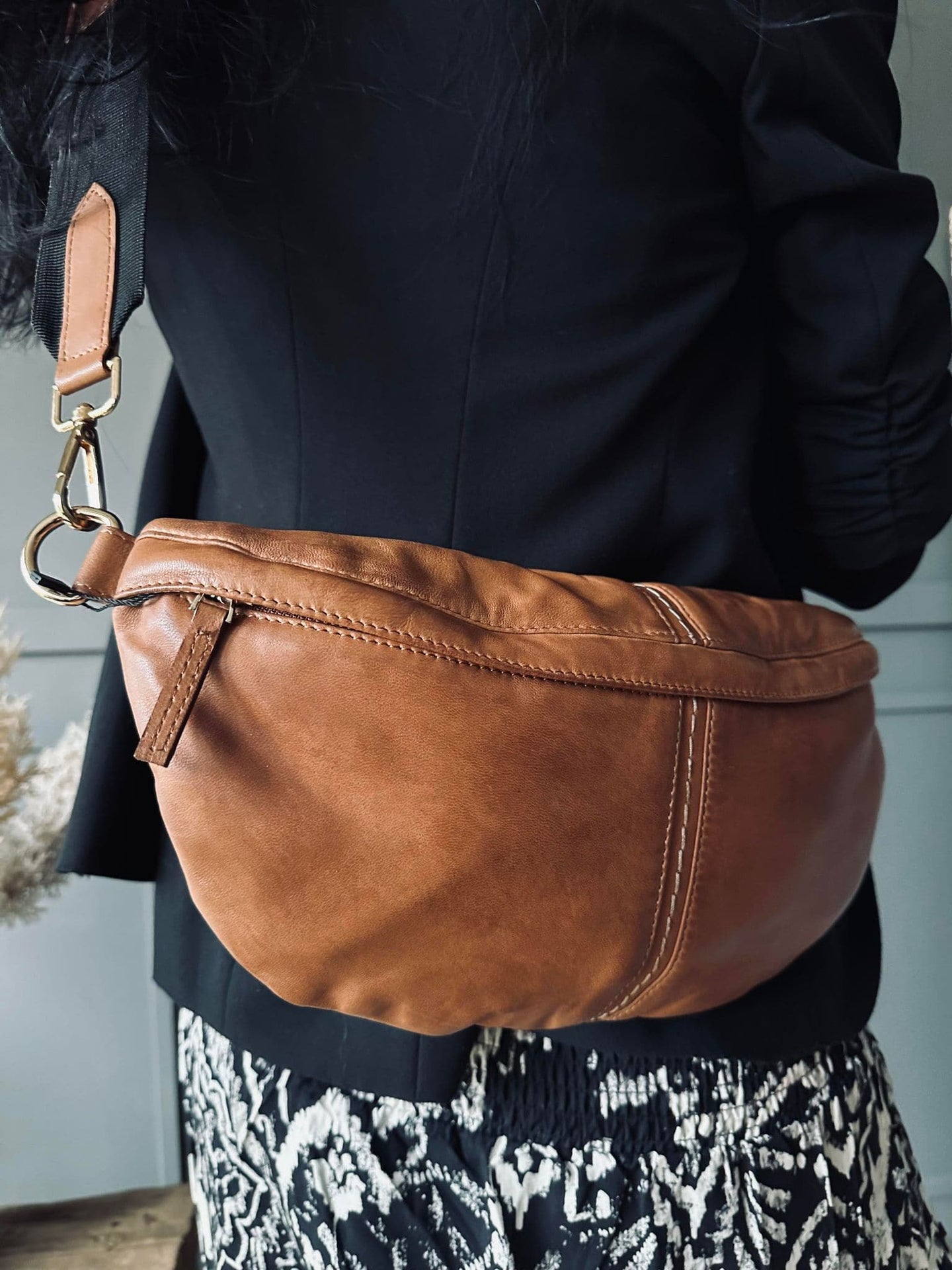 Bumbag m. kontrast – XL Cognac - VIAMAJA.DK