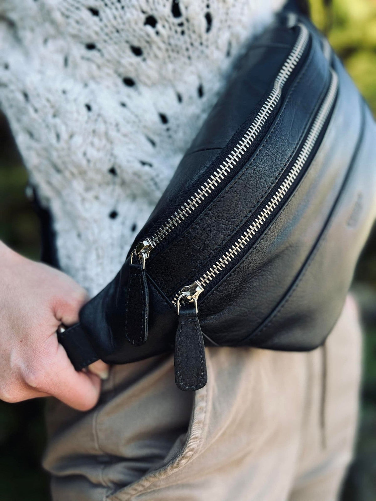 Bumbag Nelly Black - VIAMAJA.DK
