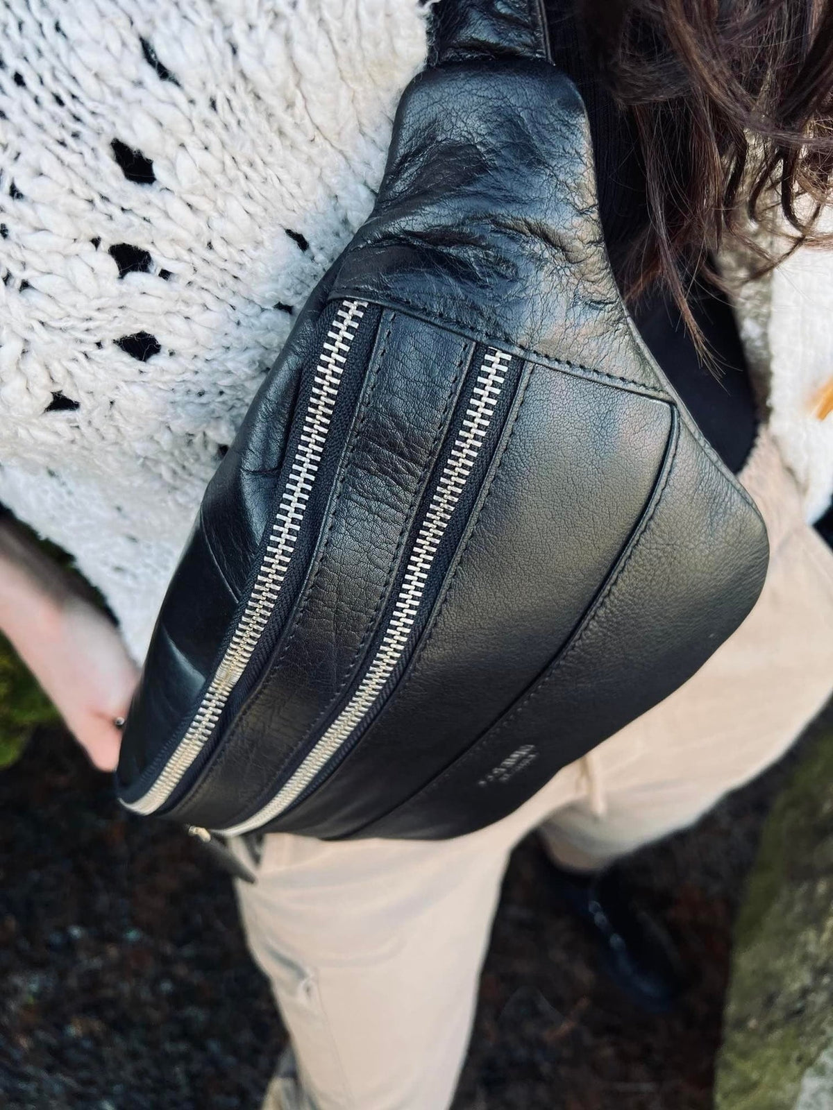 Bumbag Nelly Black - VIAMAJA.DK