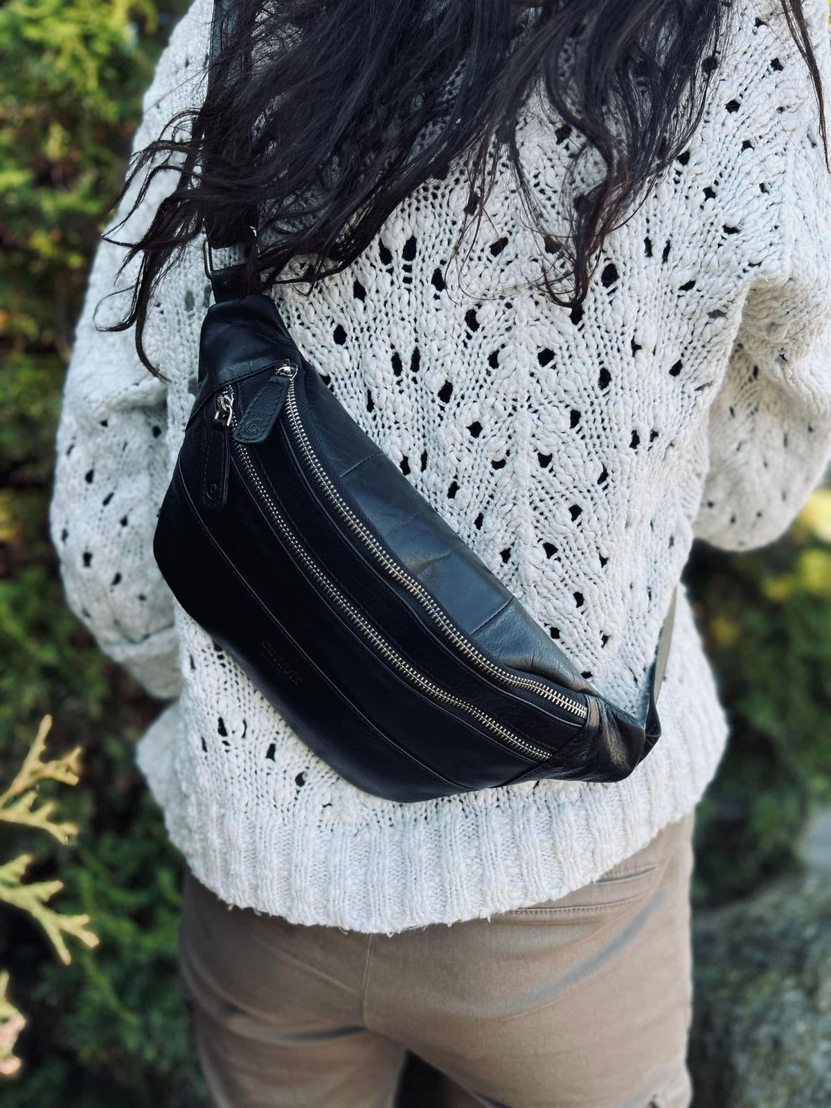 Bumbag Nelly Black - VIAMAJA.DK