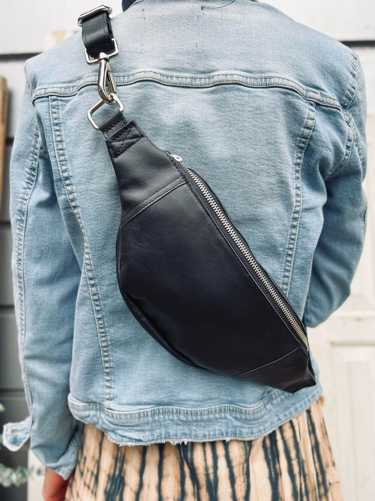 Bumbag ROCKET SMALL- Sort lammeskind - VIAMAJA.DK