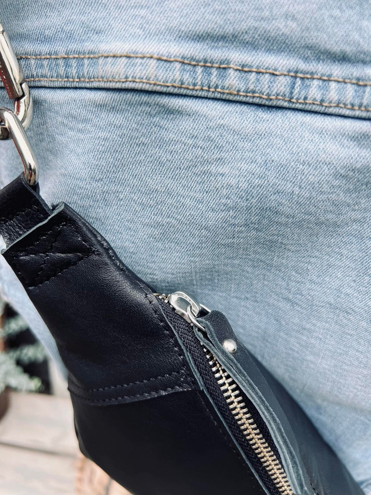 Bumbag ROCKET SMALL- Sort lammeskind - VIAMAJA.DK