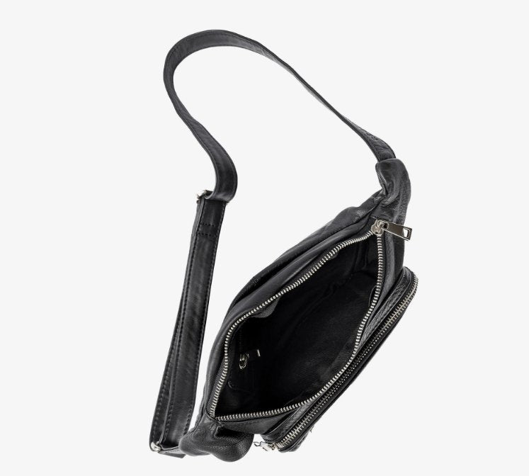 Bumbag SOLO - Black leather - VIAMAJA.DK